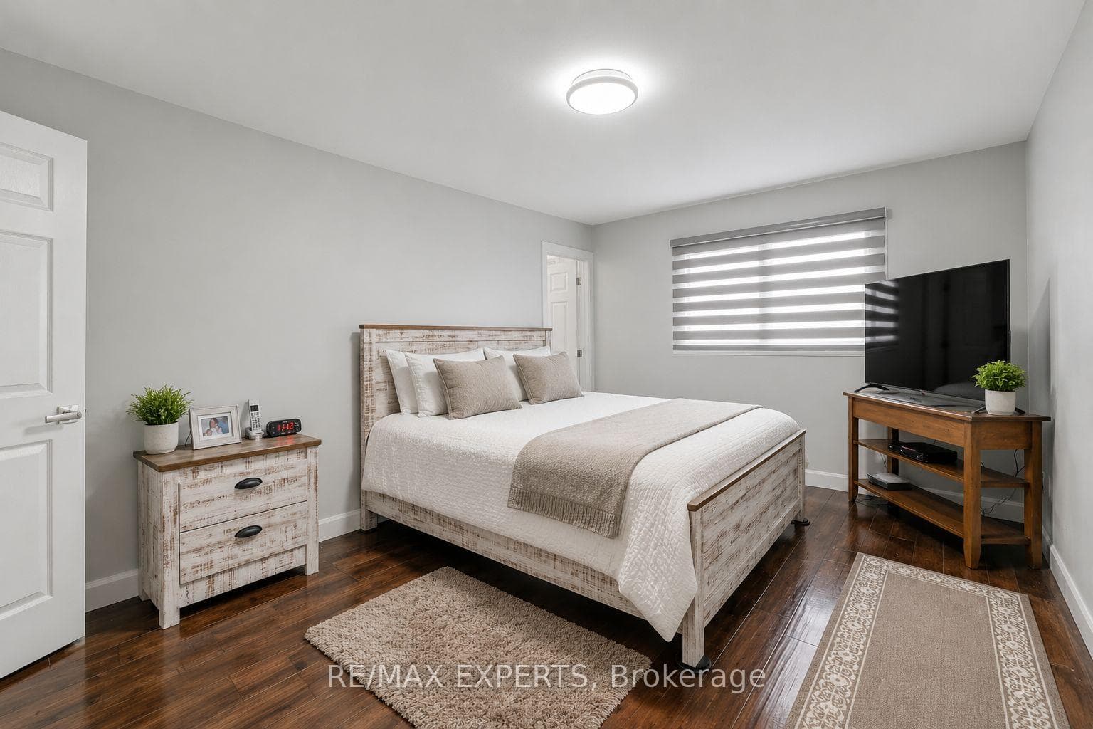 4 Willis Drive photo 23