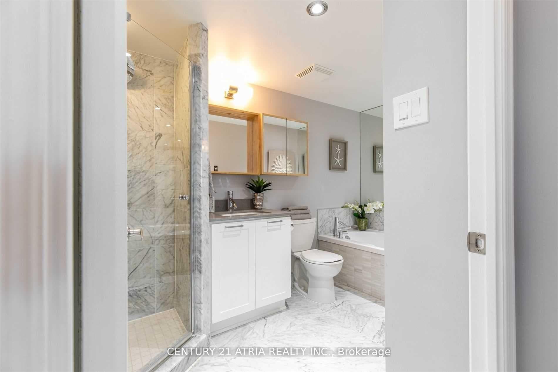 2285 Lake Shore Boulevard Unit 1205 photo 12