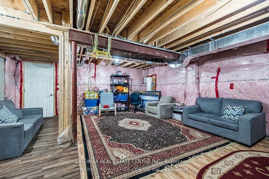 248 Inspire Boulevard photo 42