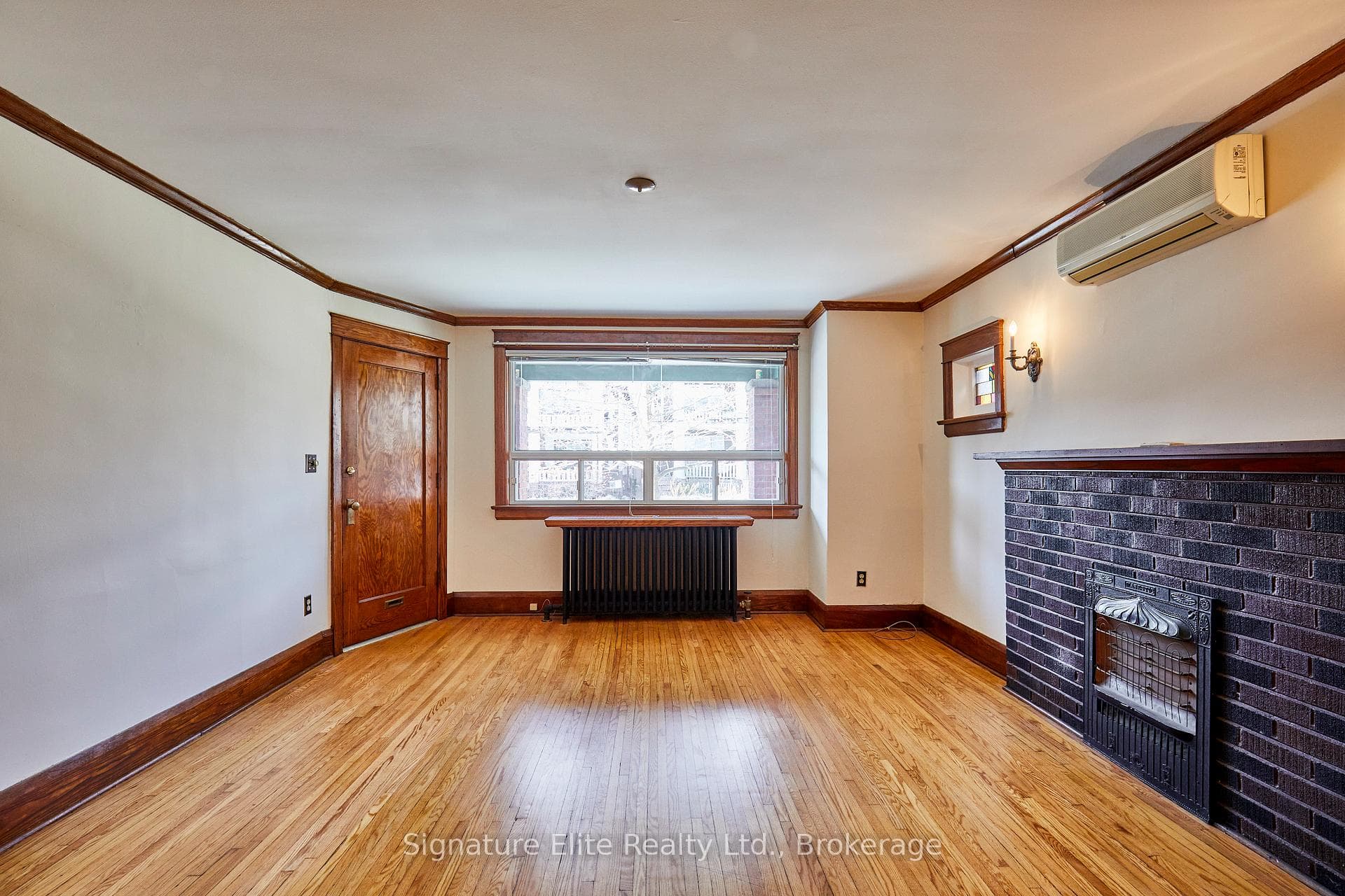 23 Hammersmith Avenue Unit Main photo 2