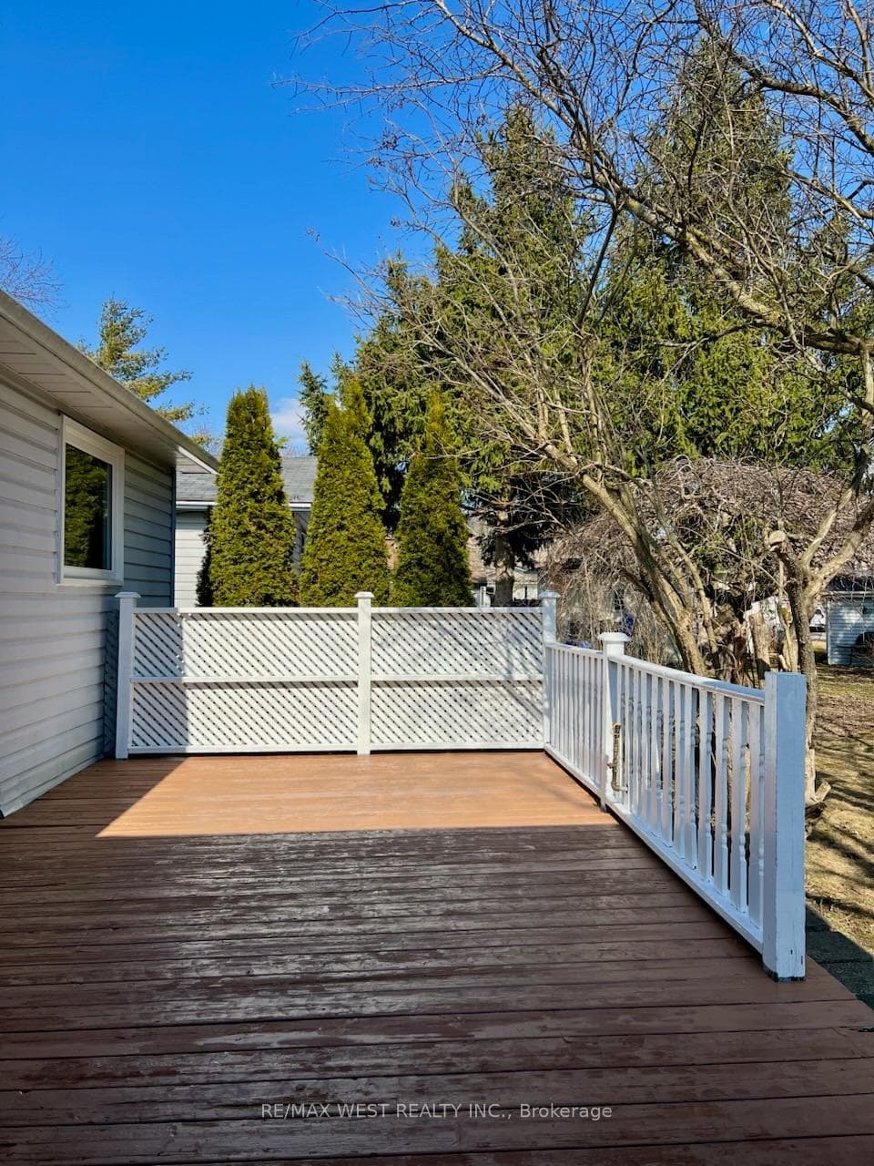 18 Maple Leaf Terrace photo 13