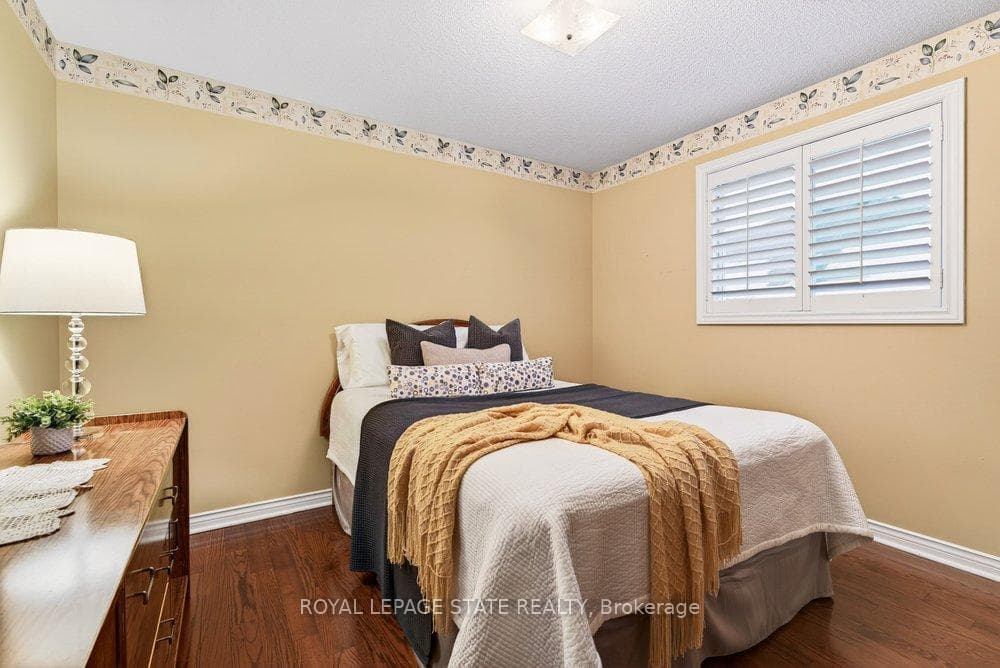 128 Nugent Drive photo 31