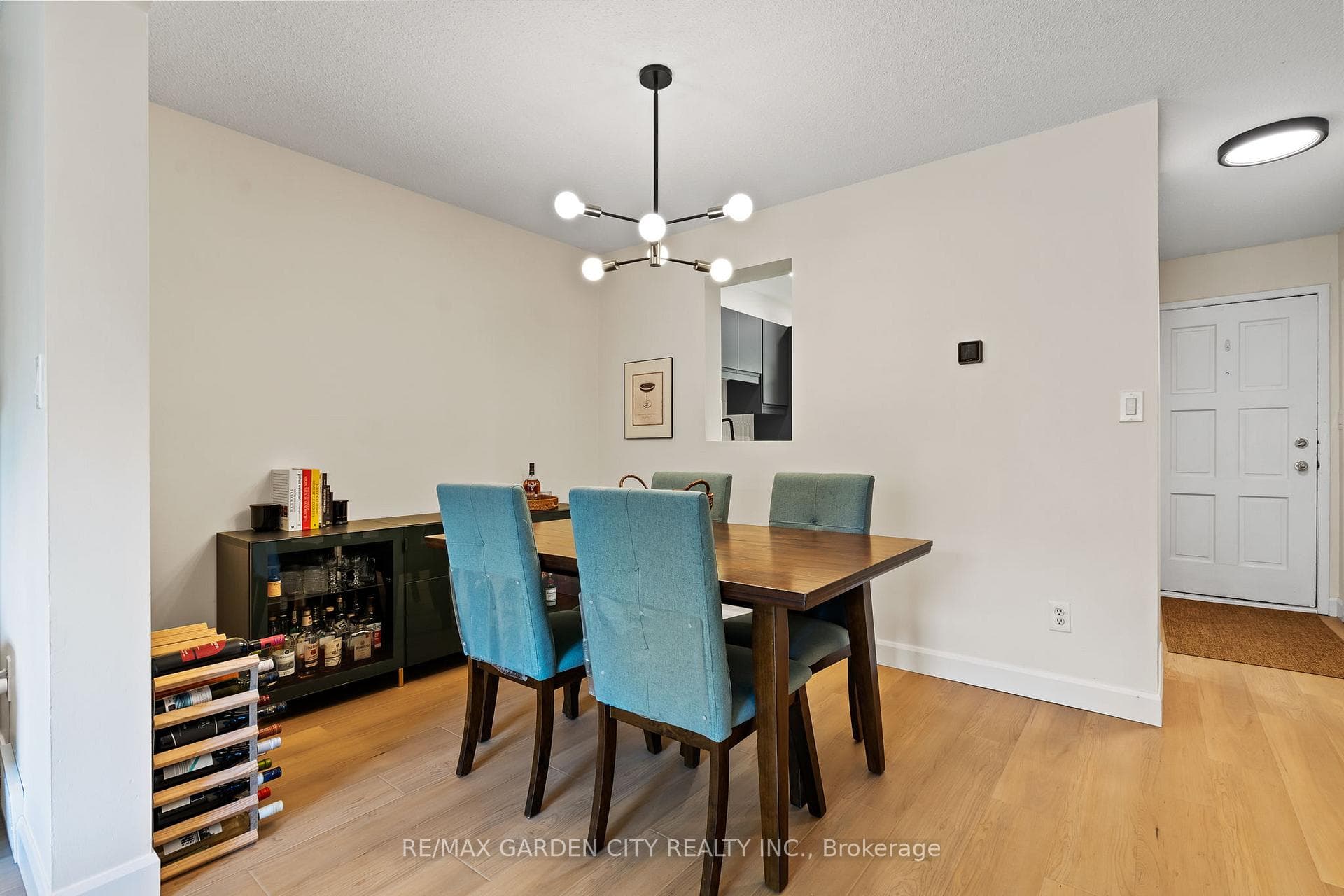 75 Ventura Drive Unit 32 photo 12