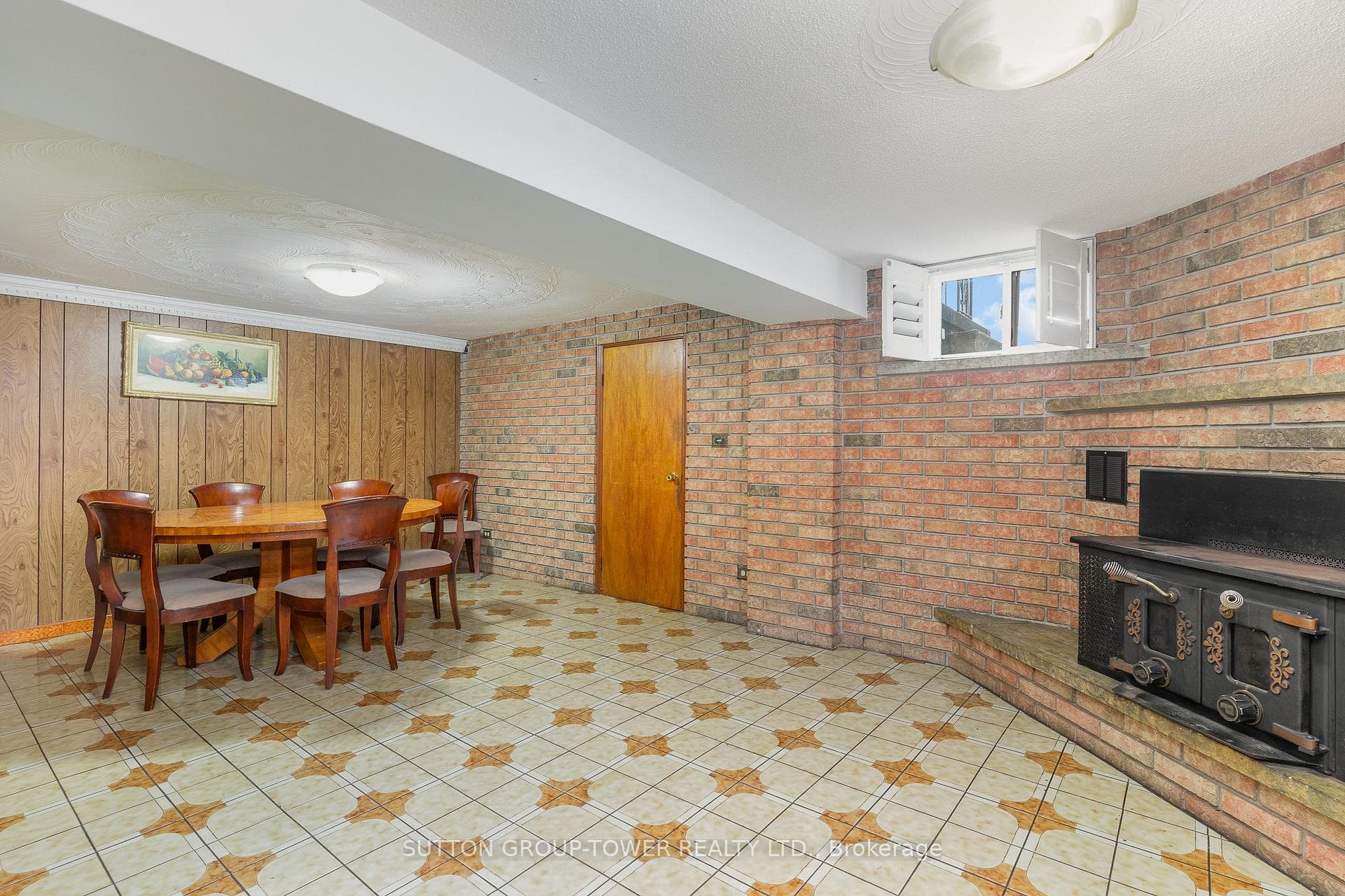 126 Giltspur Drive photo 18