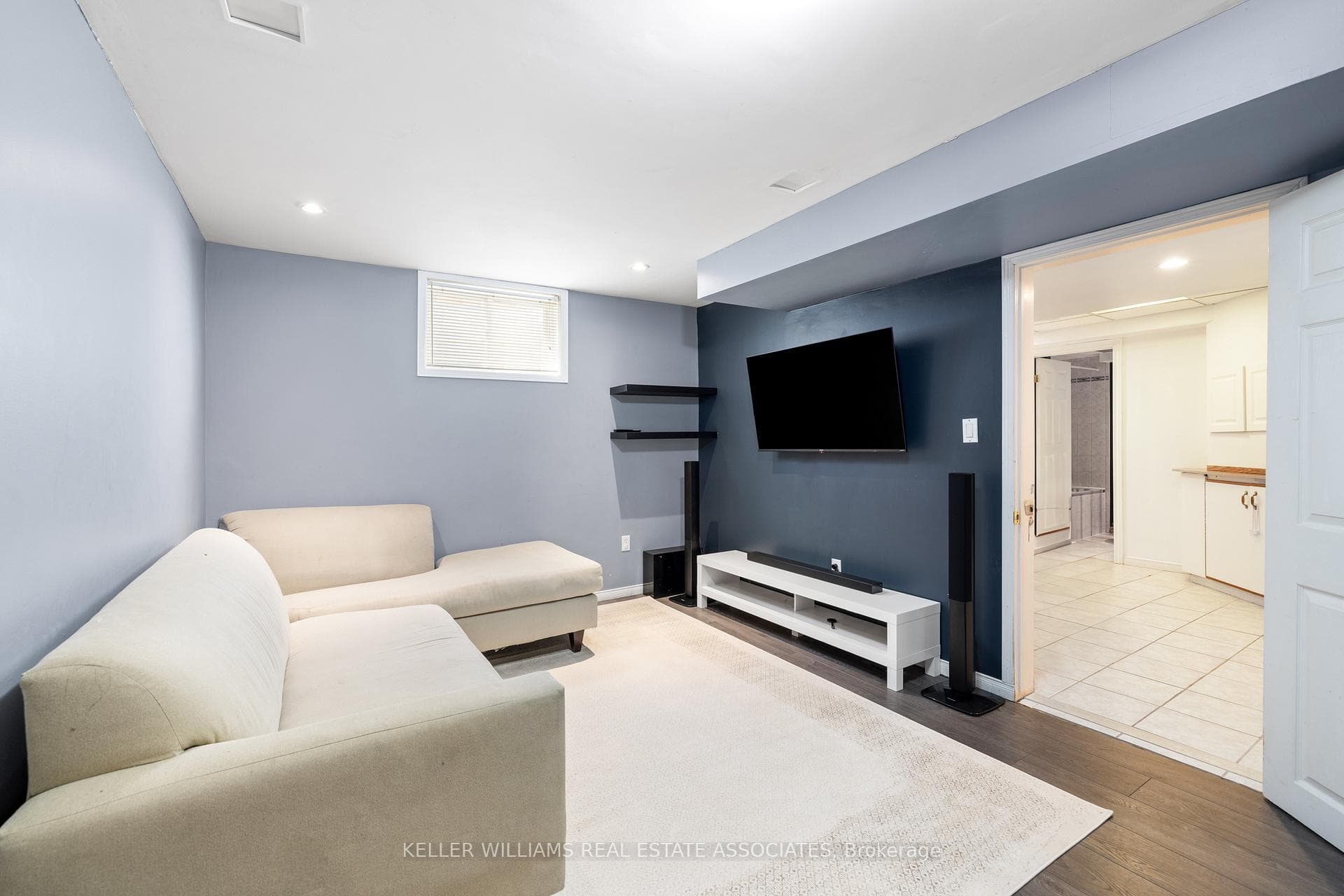 129 Cheltenham Road photo 33