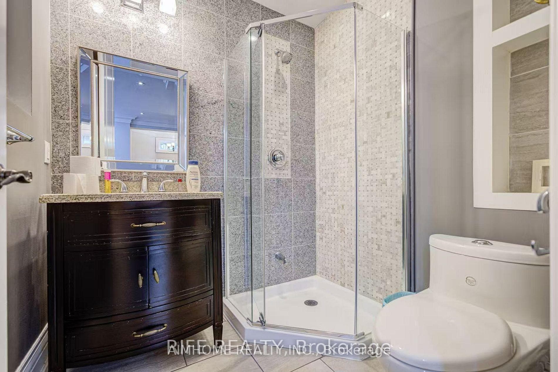 103 Burndale Avenue photo 24