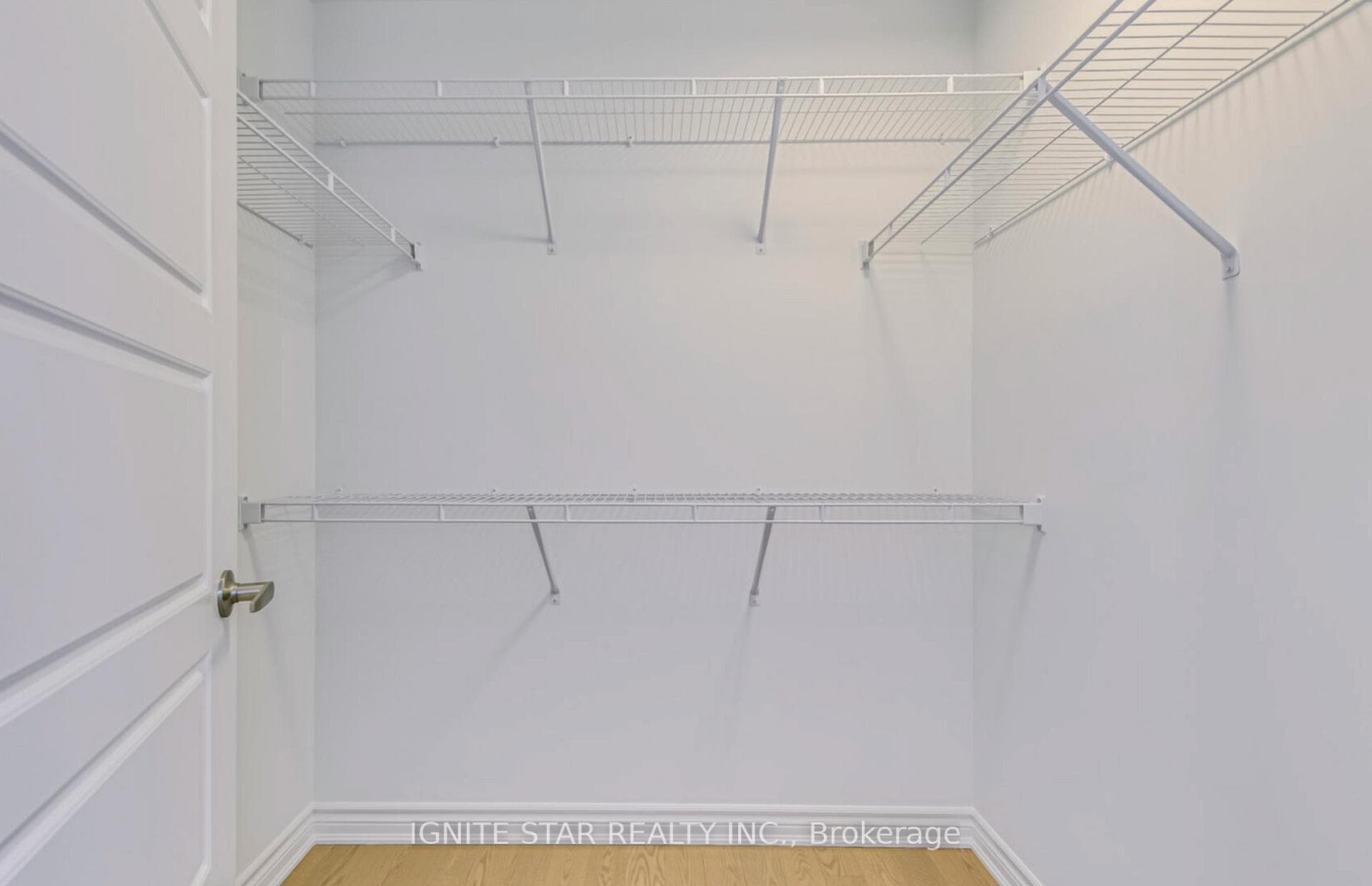 Walk In closet