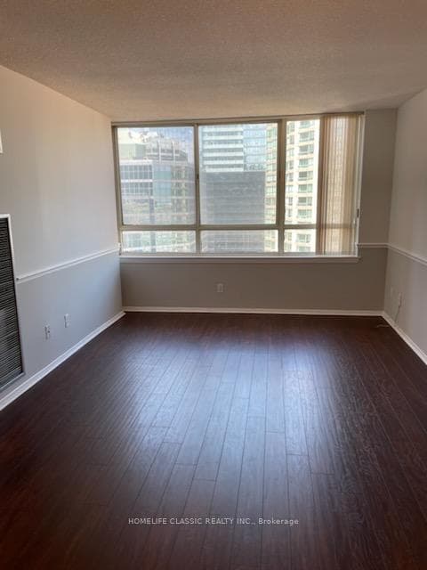 633 Bay Street Unit 2301 photo 5