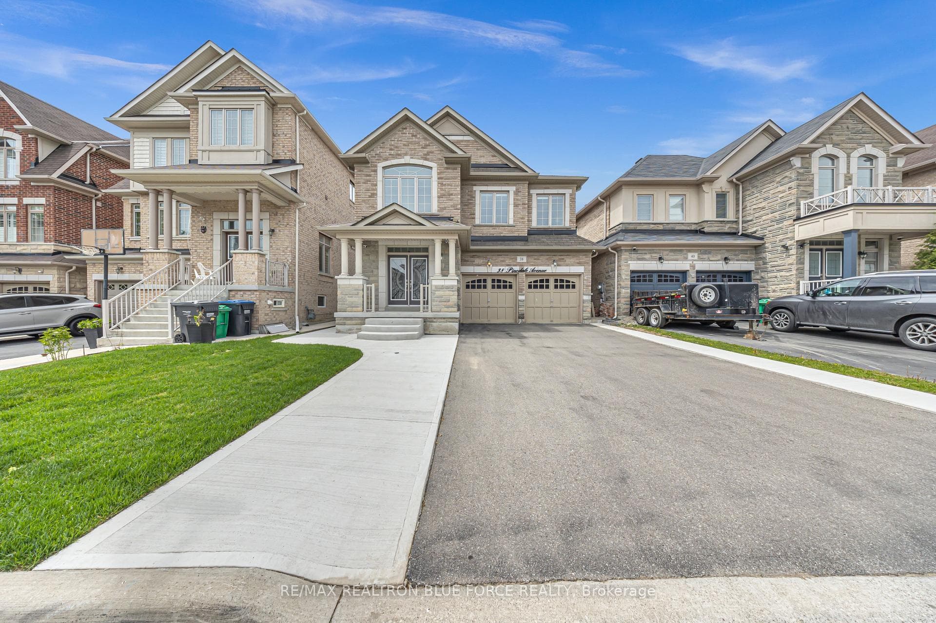 38 Pinedale Avenue photo 2