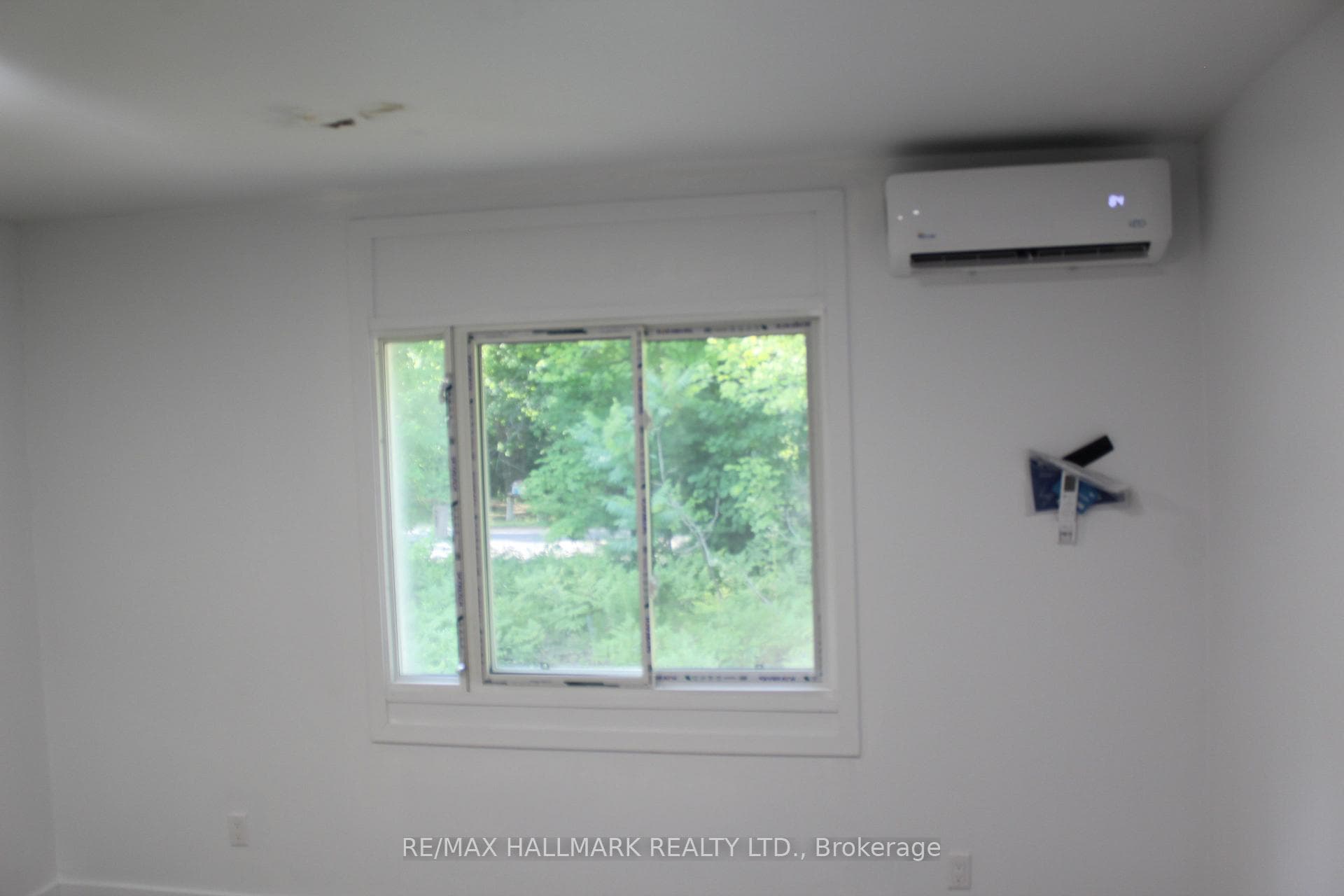 2269 Henderson Road photo 11