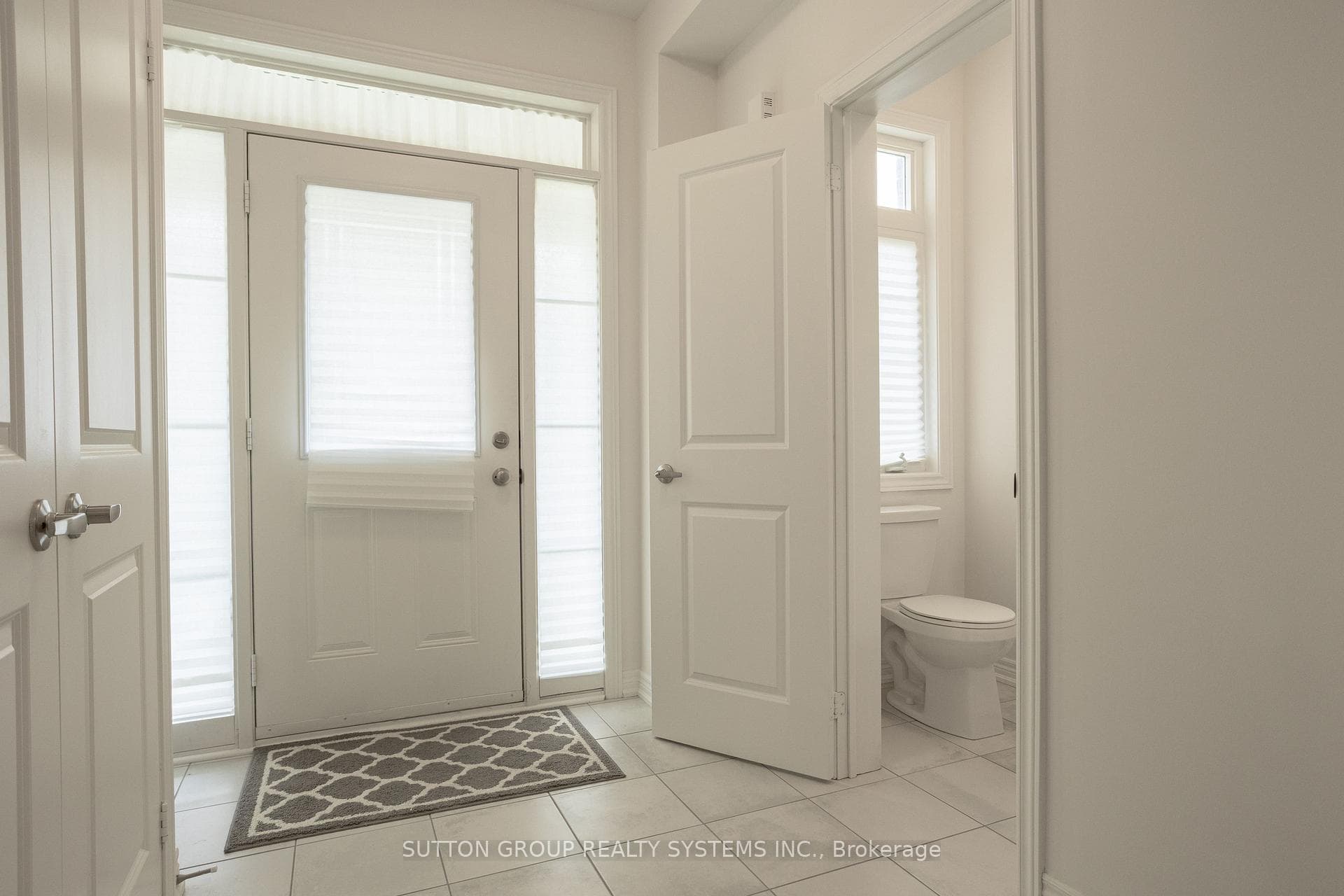 96 Kenesky Drive photo 6