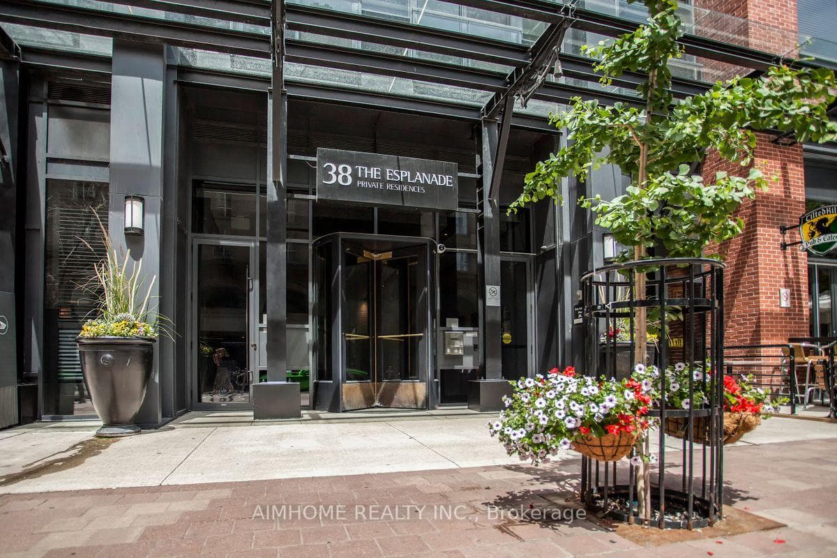 38 The Esplanade N/A Unit 1303 photo 2