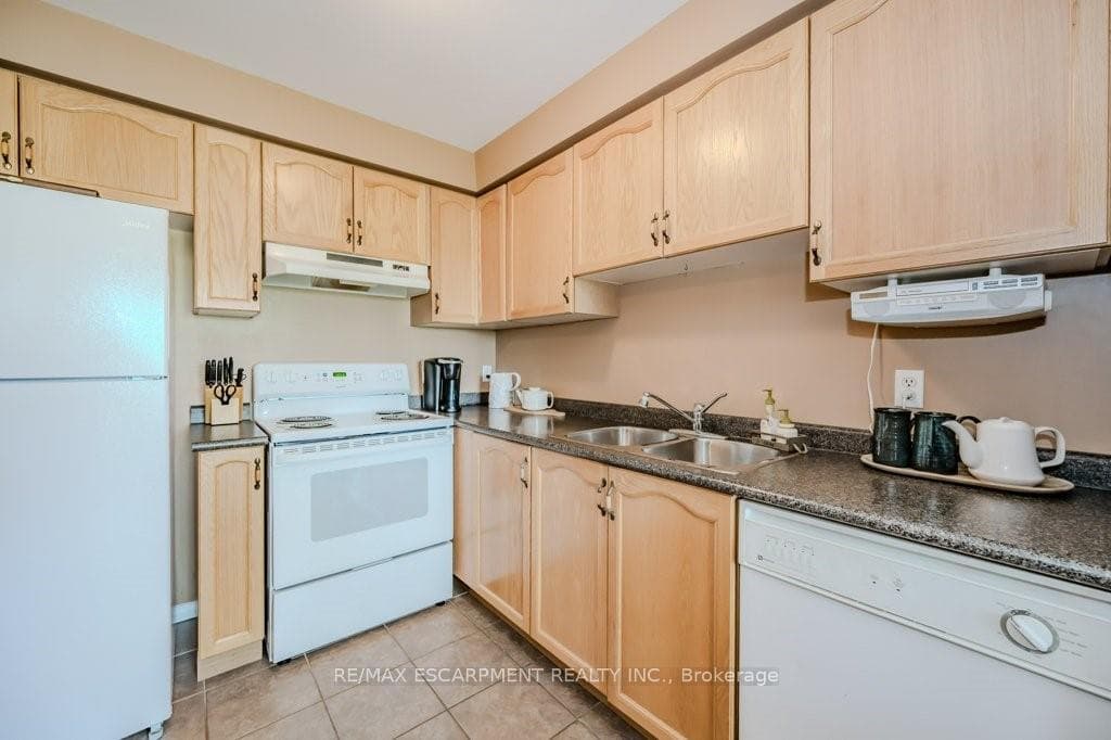 565 Rymal Road Unit 43 photo 13