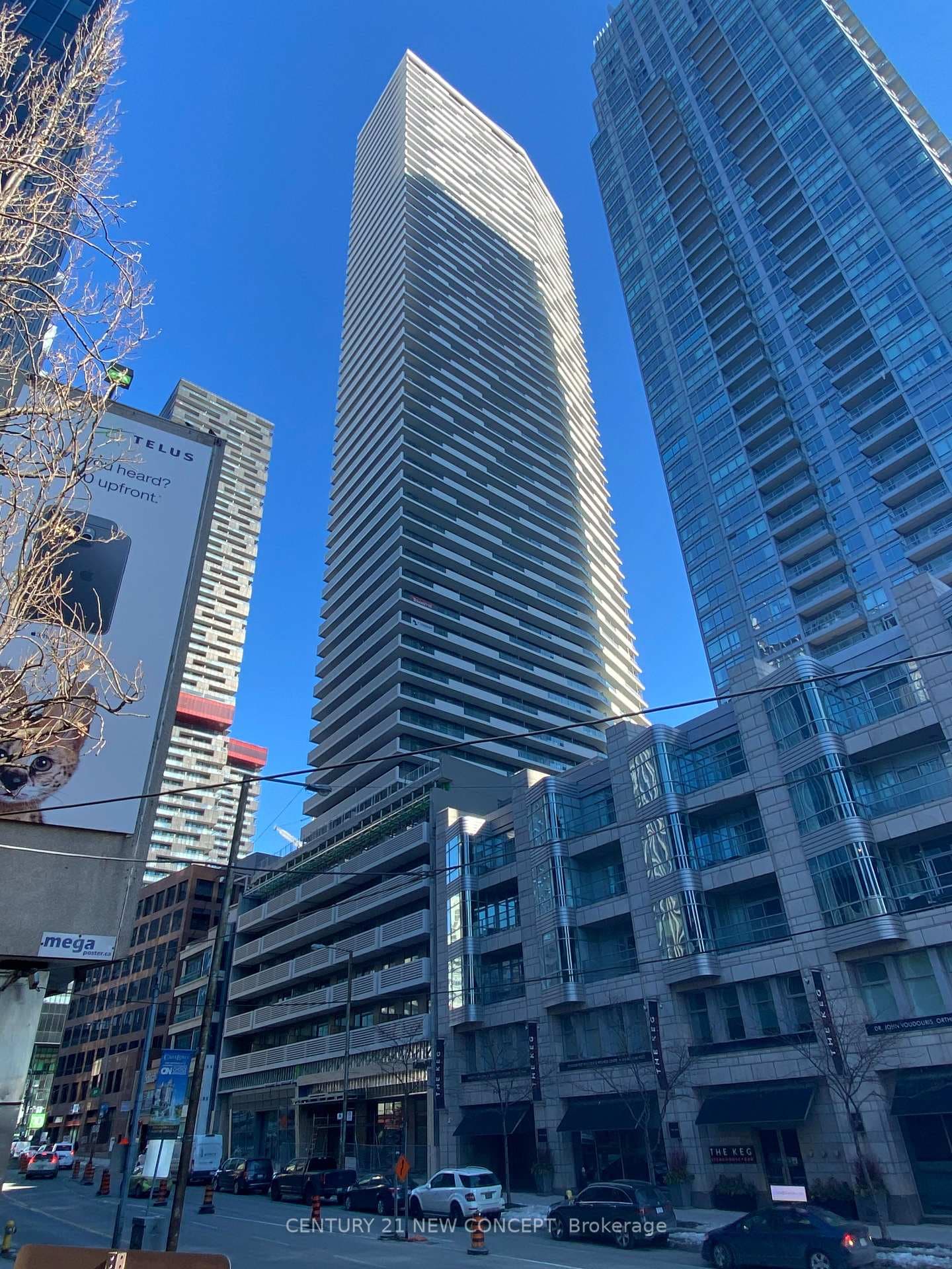 2221 Yonge Street Unit 5006 photo 1