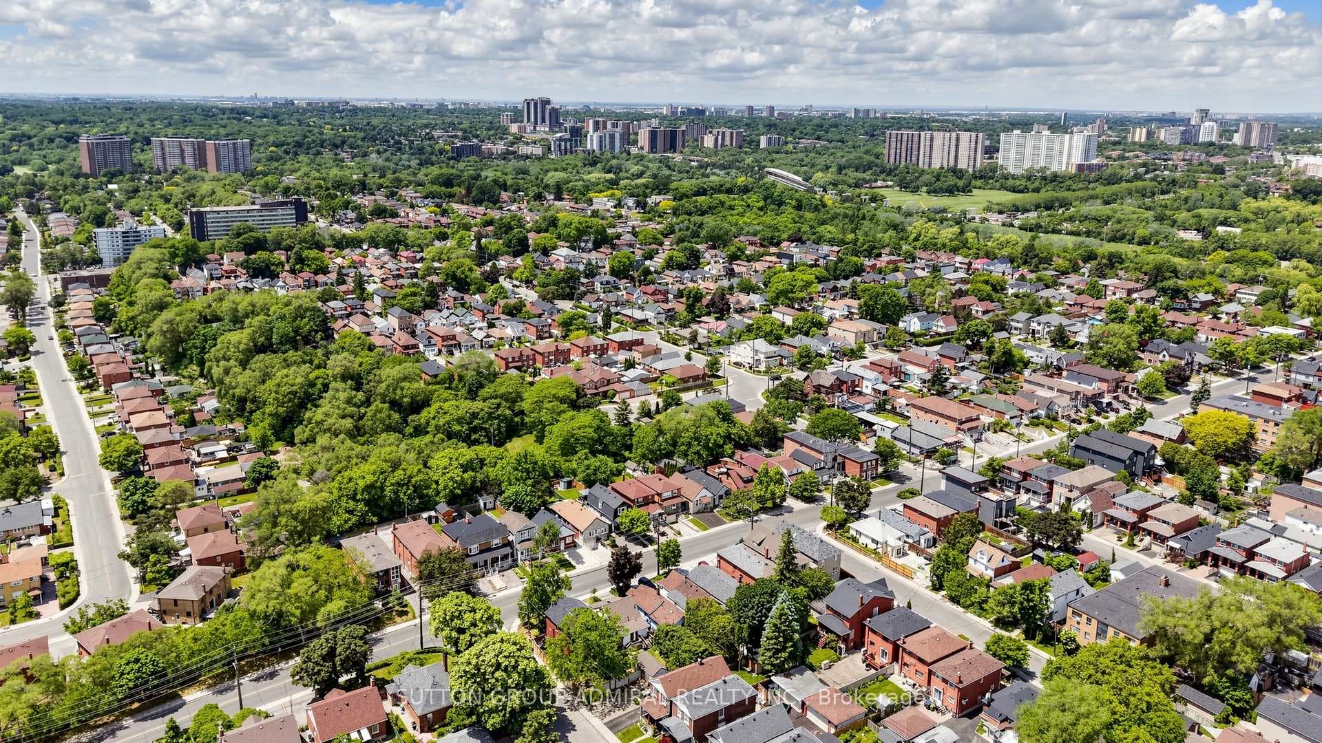 75 Rockcliffe Boulevard photo 44