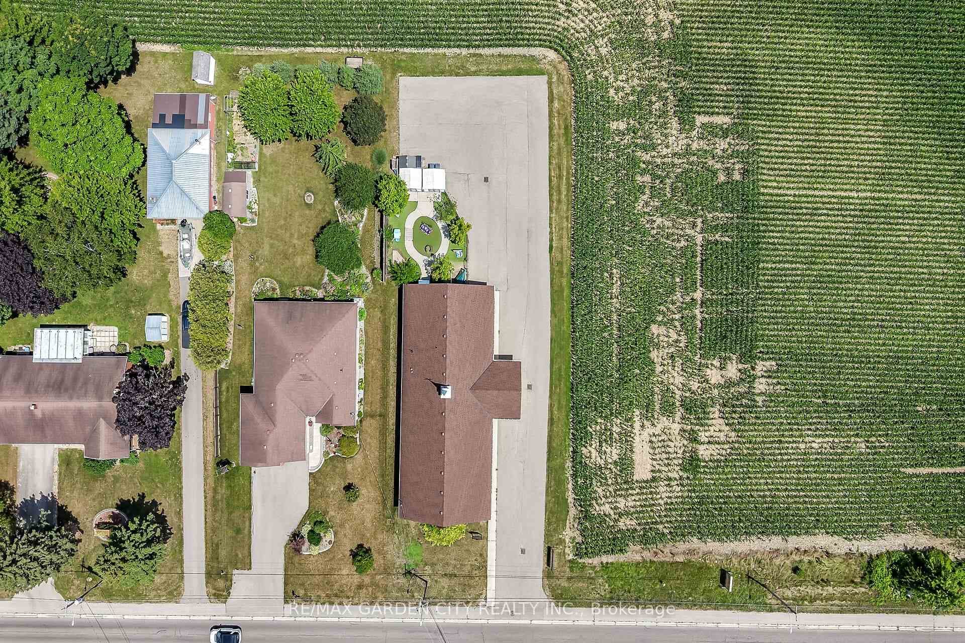 1140 Bay Street photo 45