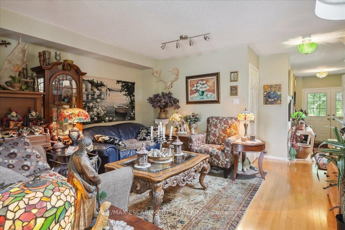 5224 Thornburn Drive photo 7