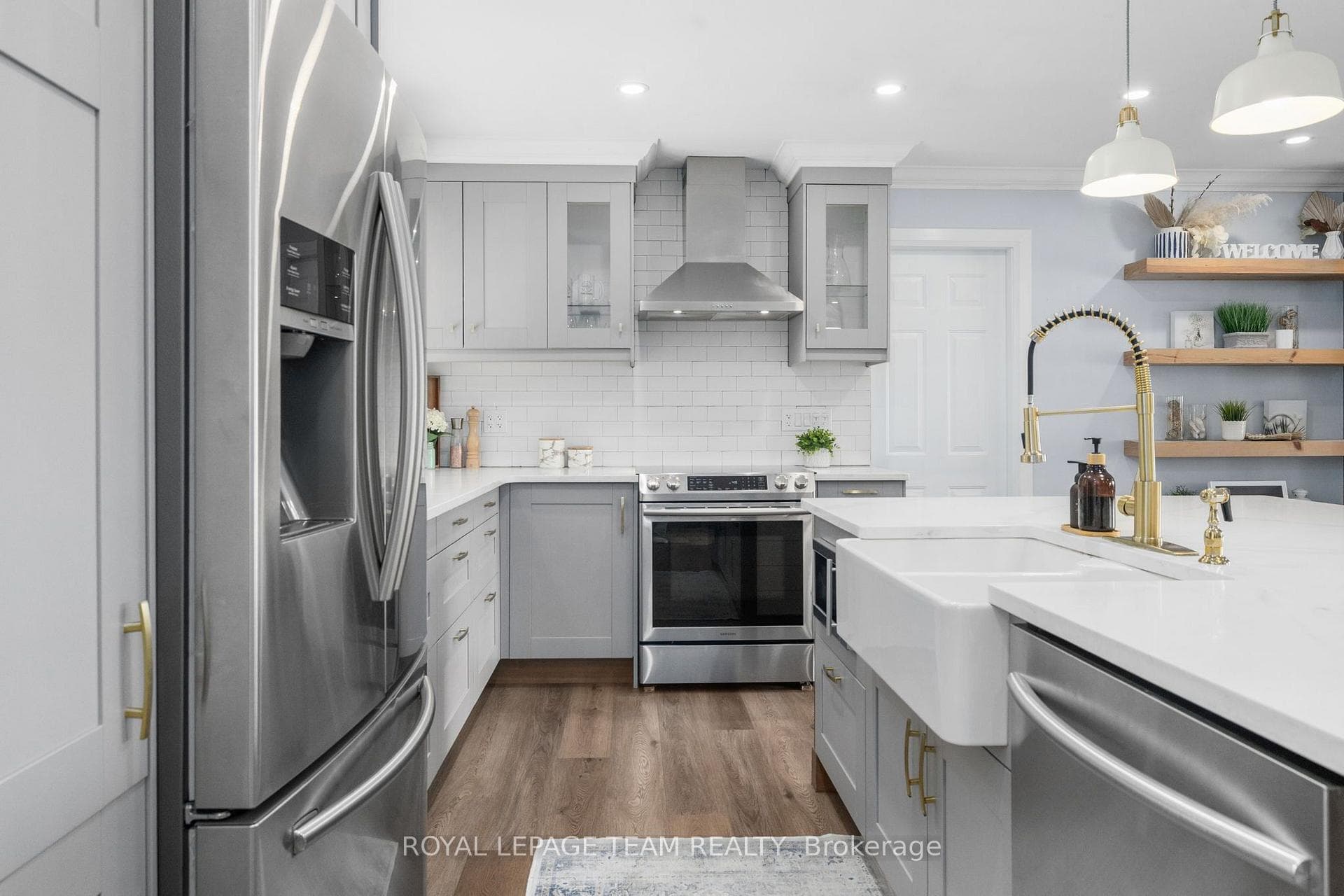 1683 River Road photo 15