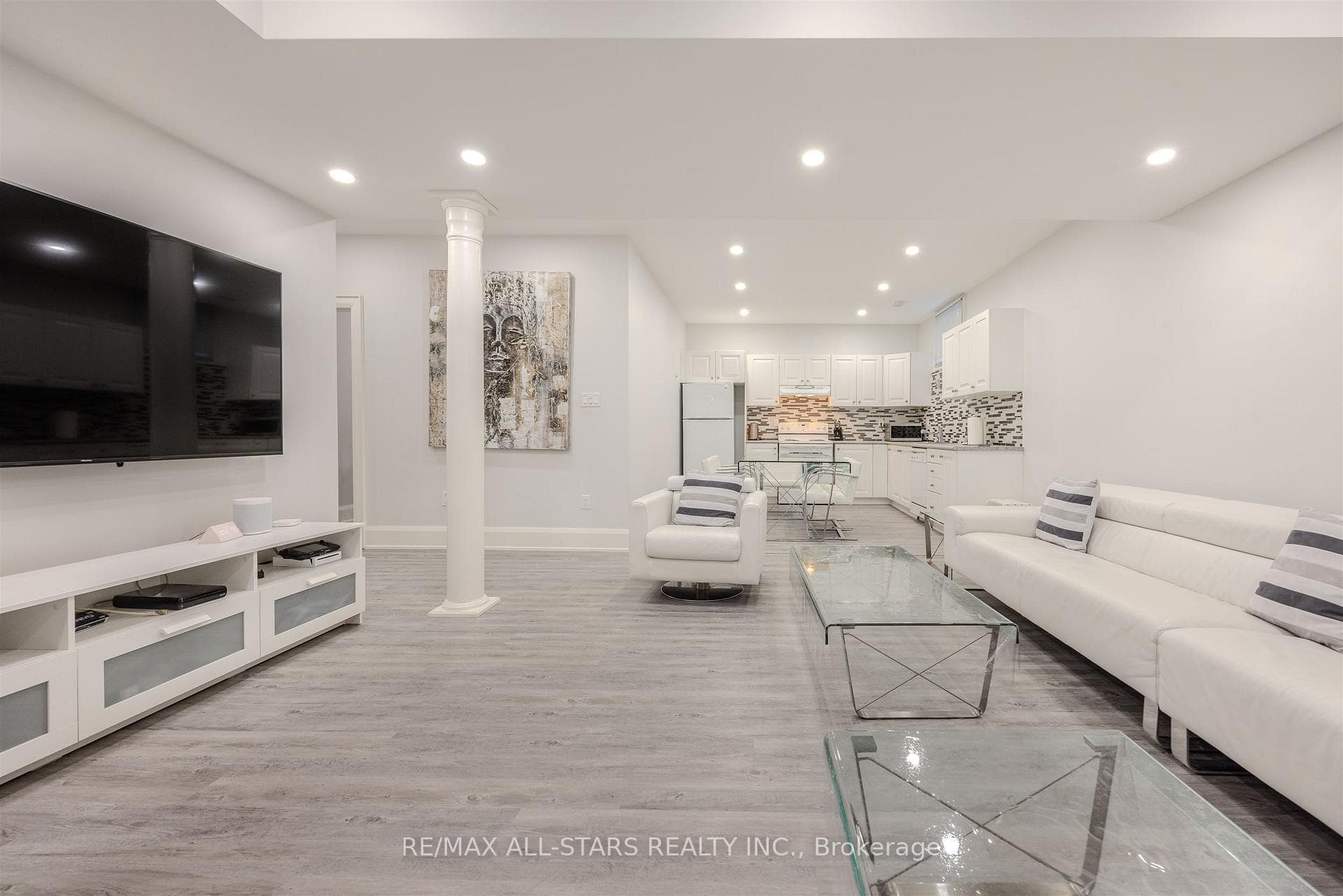 559 Meadowvale Road photo 42