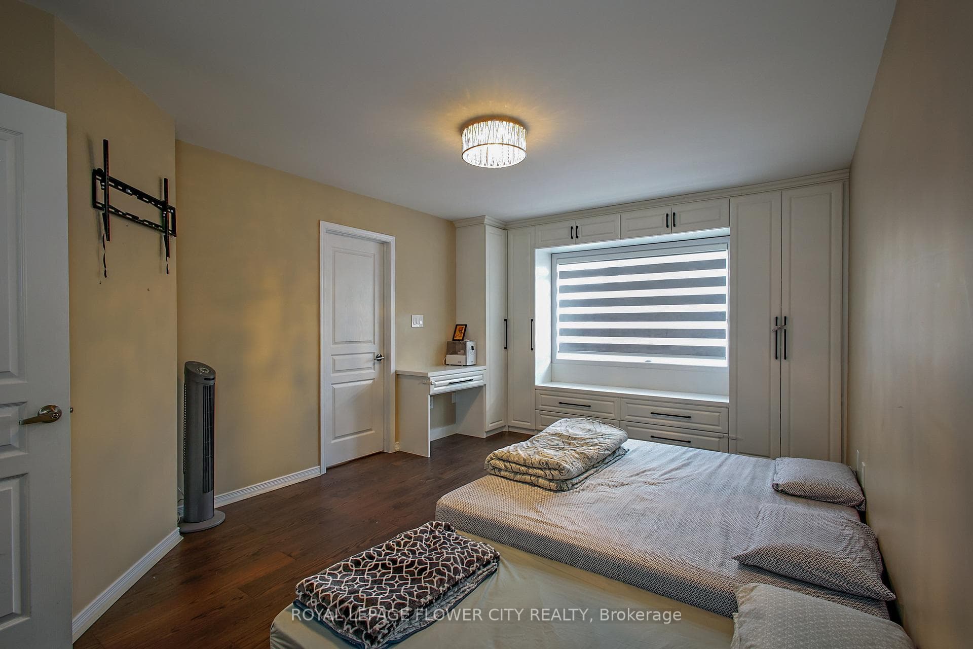 81 Baffin Crescent photo 25
