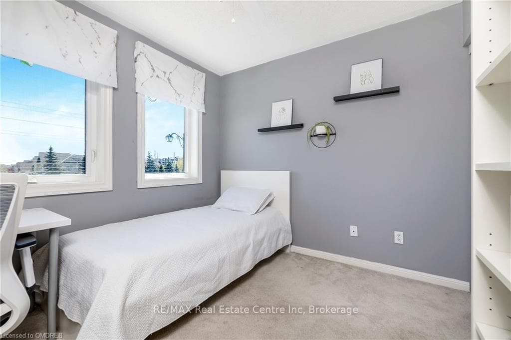 1595 EVANS Terrace photo 30