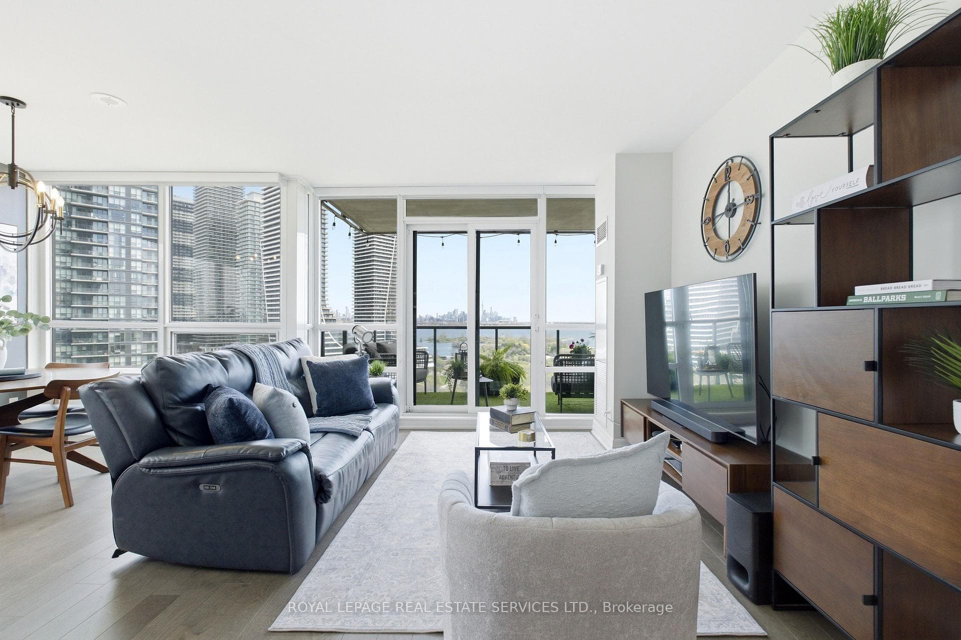 2230 Lake Shore Boulevard Unit 1506 photo 12