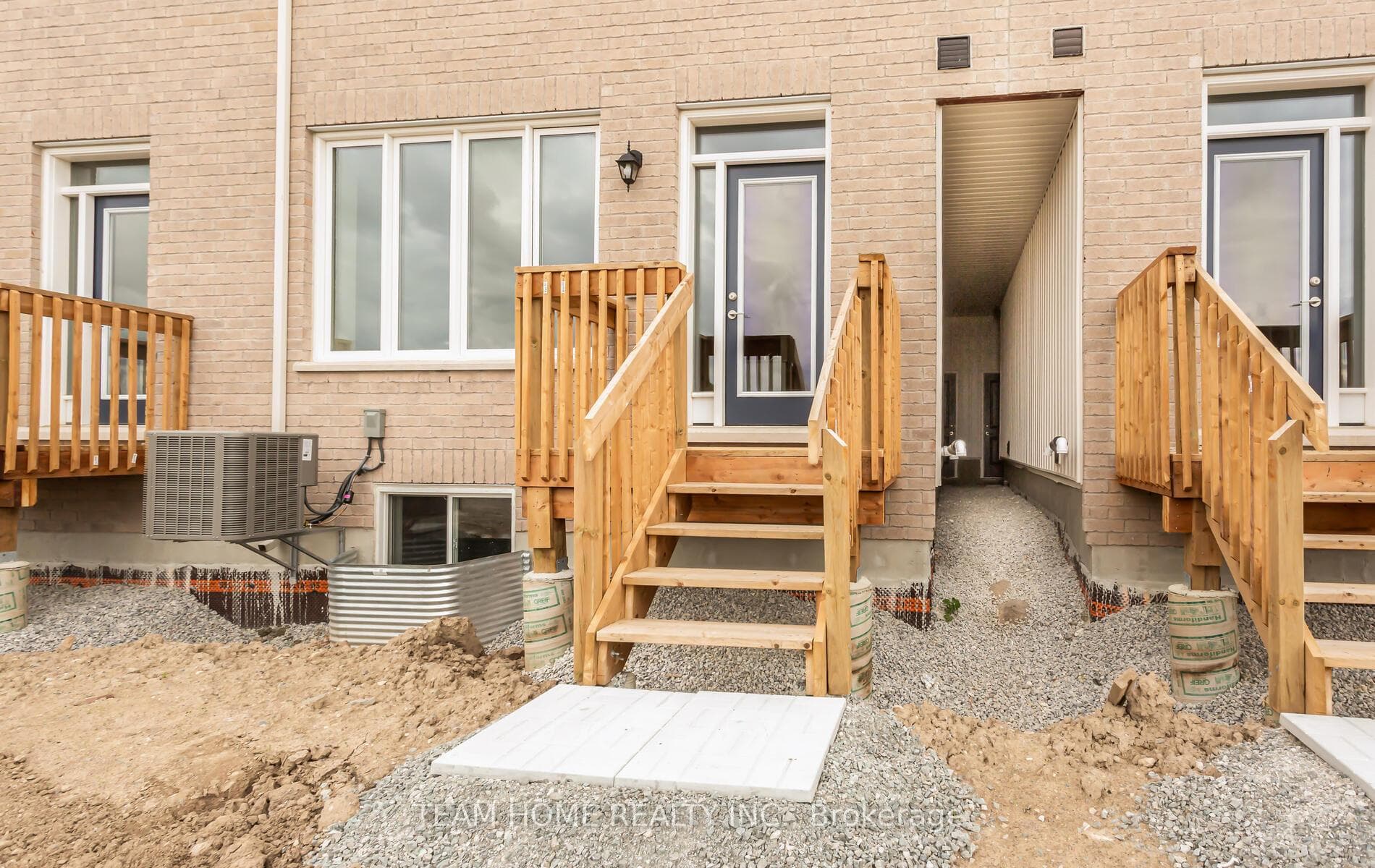 90 Bermondsey Way photo 39