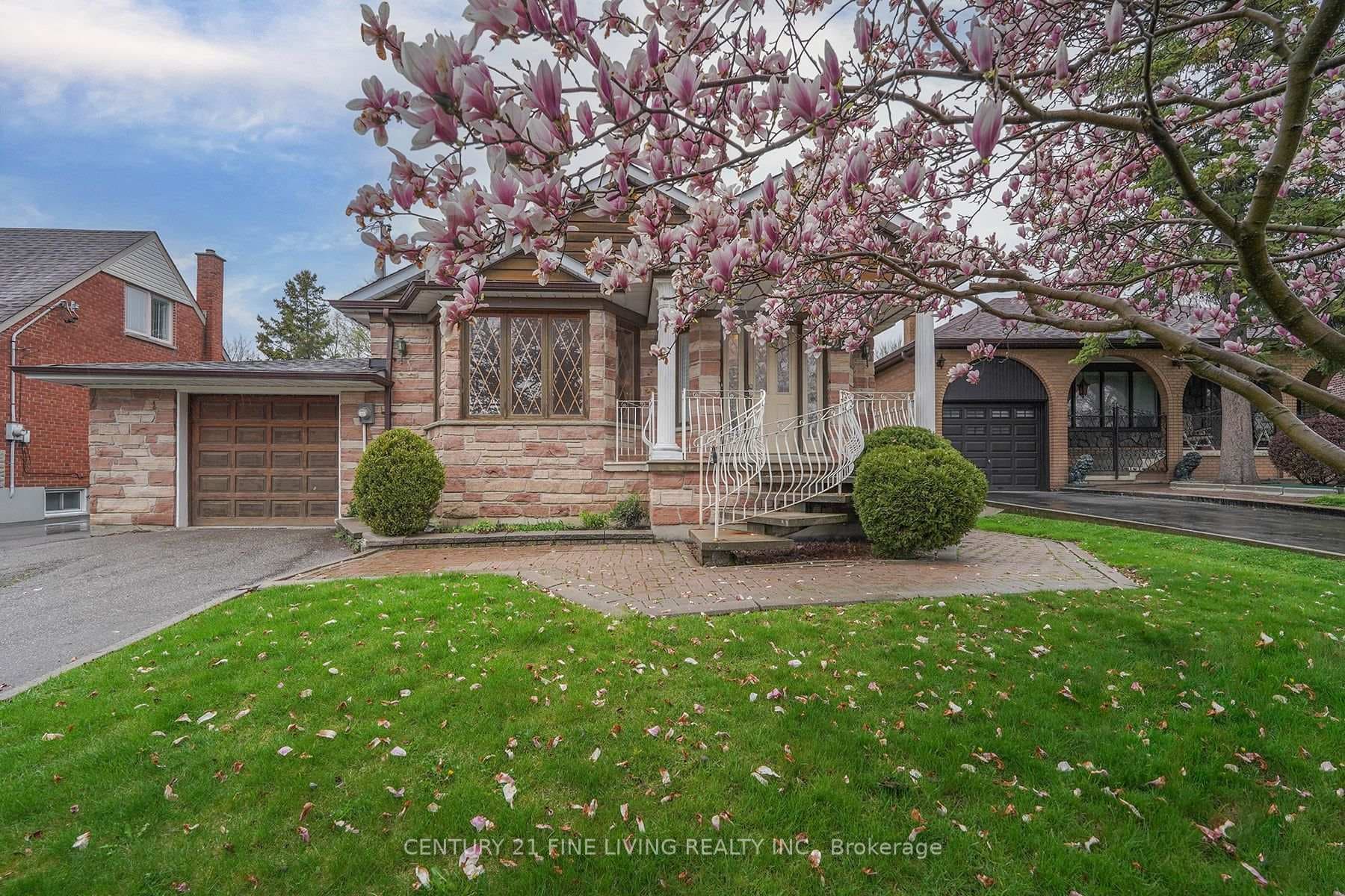 20 Garside Crescent photo 2