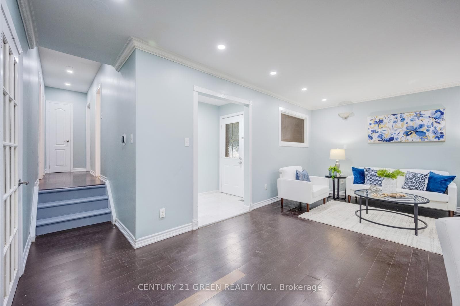 11 Burgby Avenue photo 16