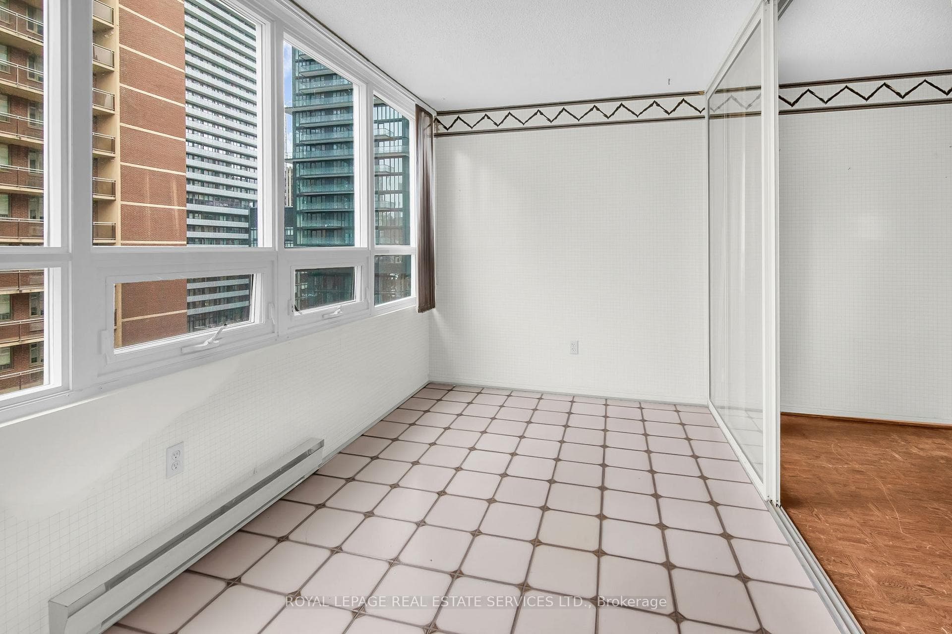 71 Charles Street Unit 1103 photo 14