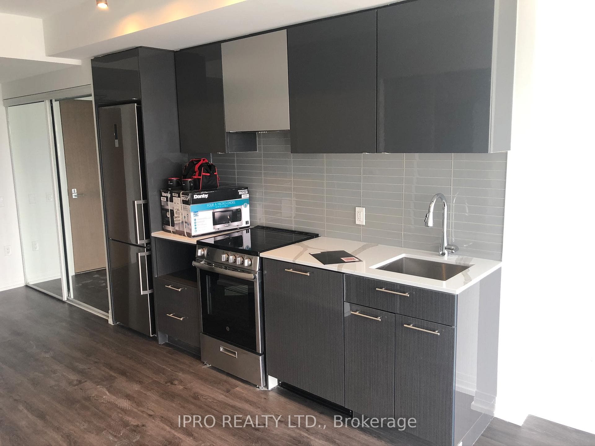 251 Jarvis Street Unit 2909 photo 4