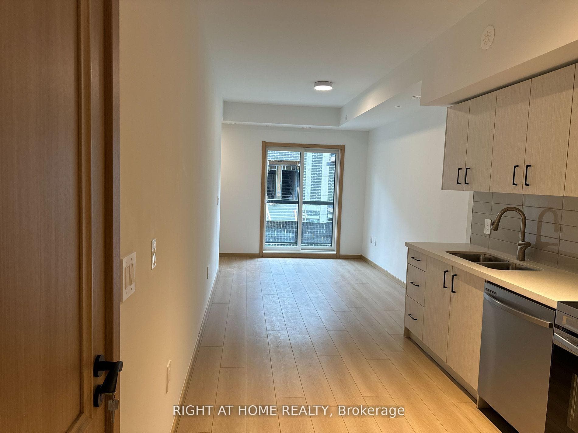 3445 Sheppard Avenue Unit C1 203 photo 7