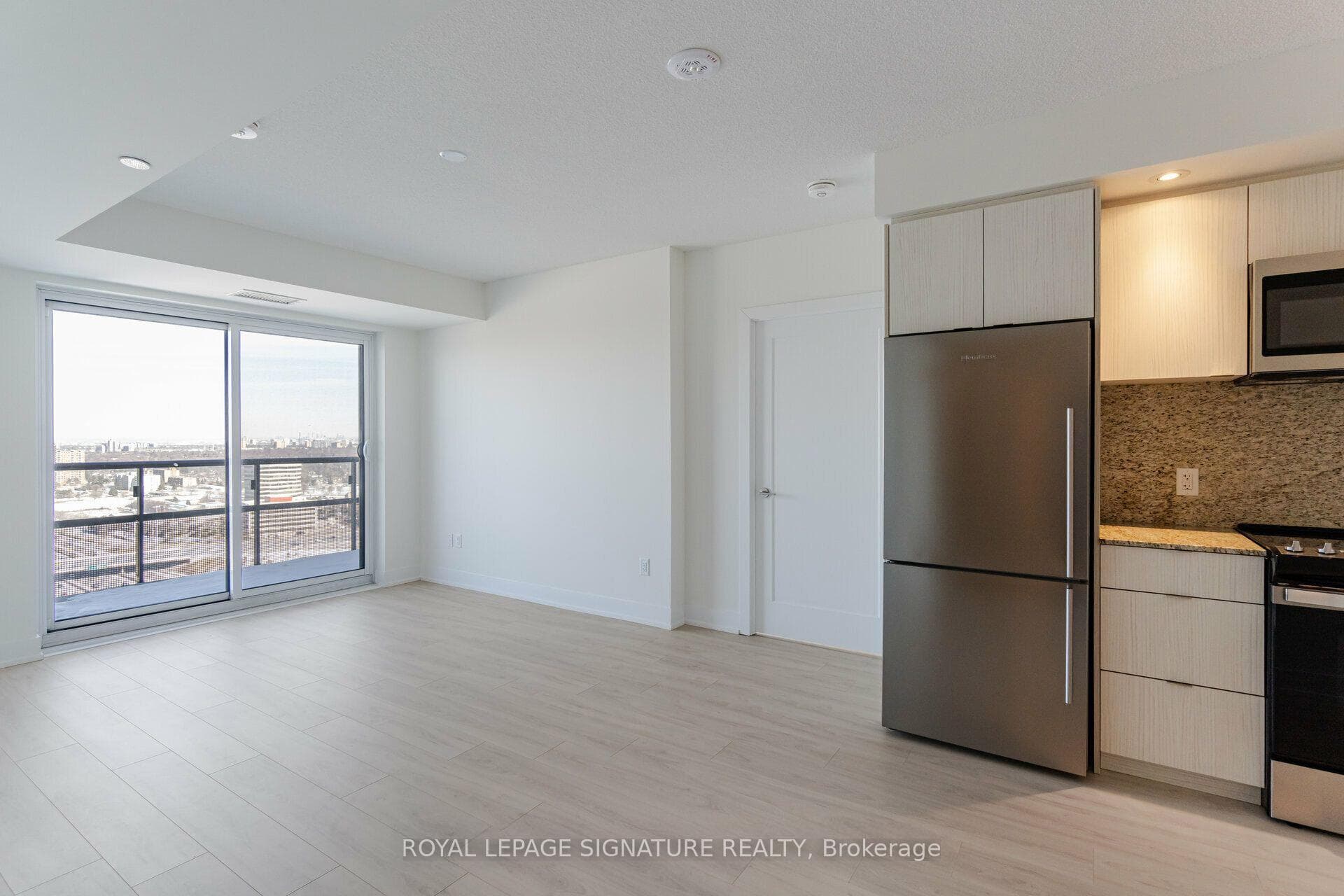 10 Eva Road Unit 2705 photo 9