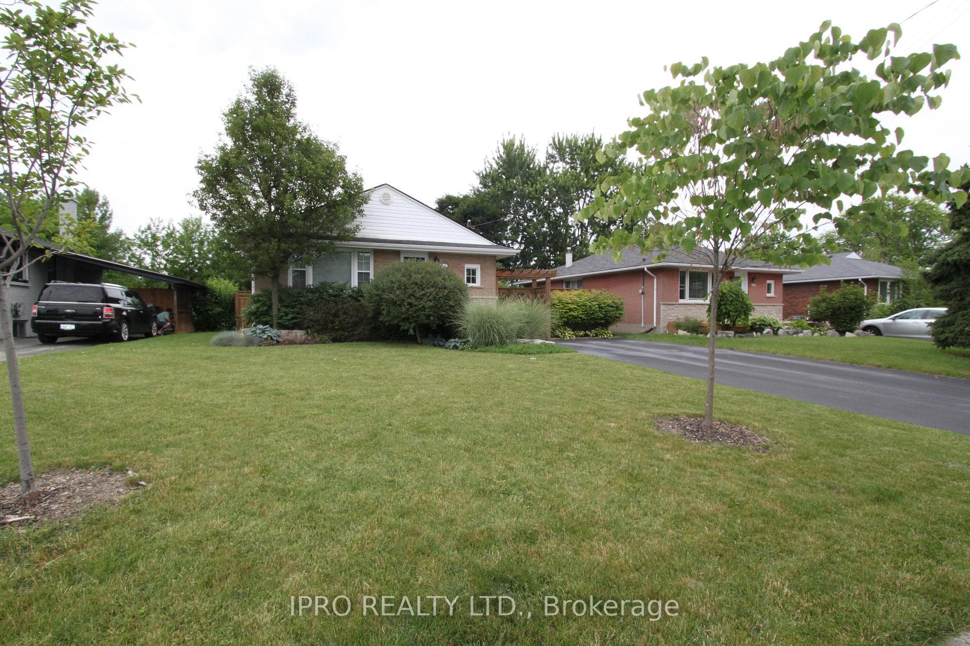 2114 Sunnydale Drive photo 2