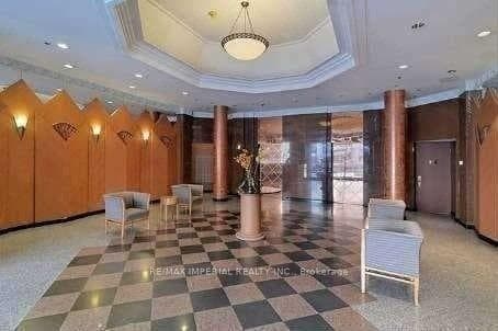 55 Bloor Street Unit 1806 photo 3