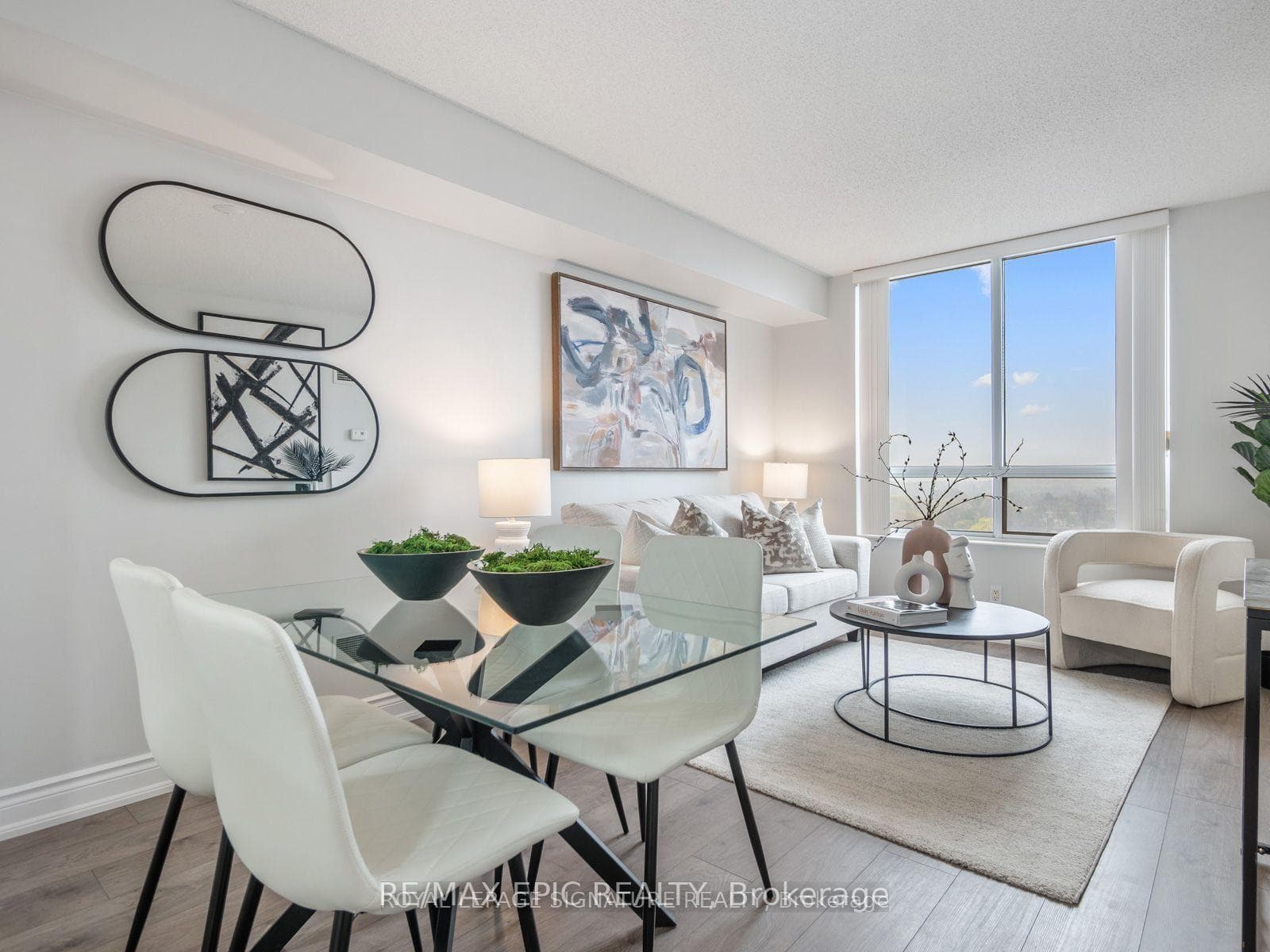78 Harrison Garden Boulevard Unit 1204 photo 4