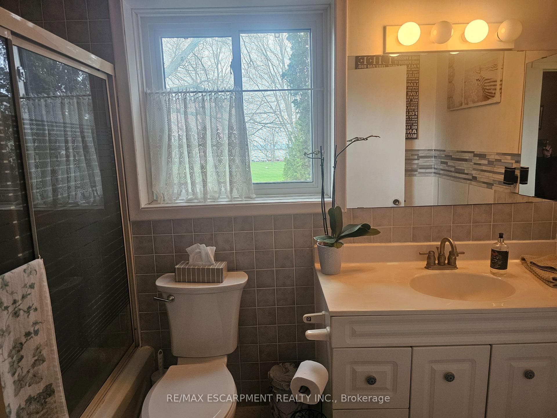 2340 WILSON Street photo 15