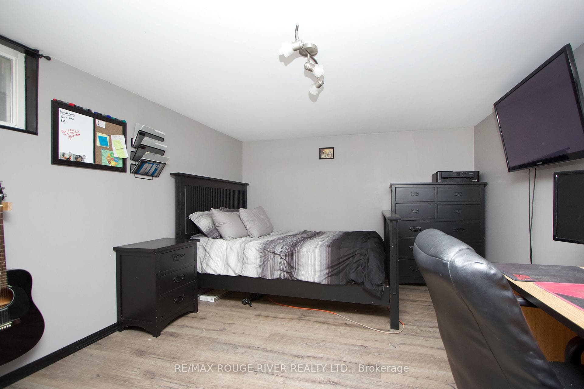 29 Keewatin Street photo 34