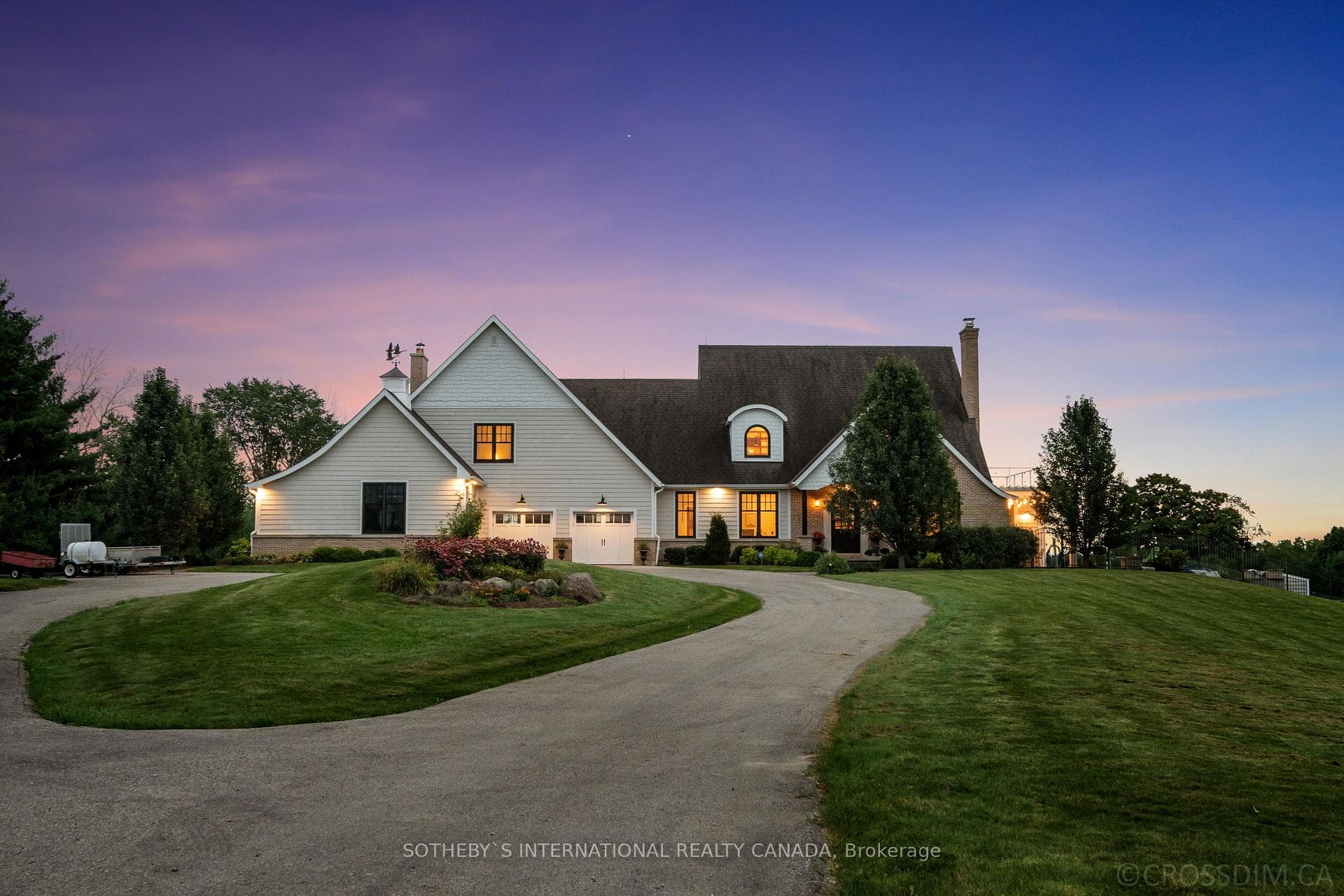 15664 Duffy's Lane photo 1