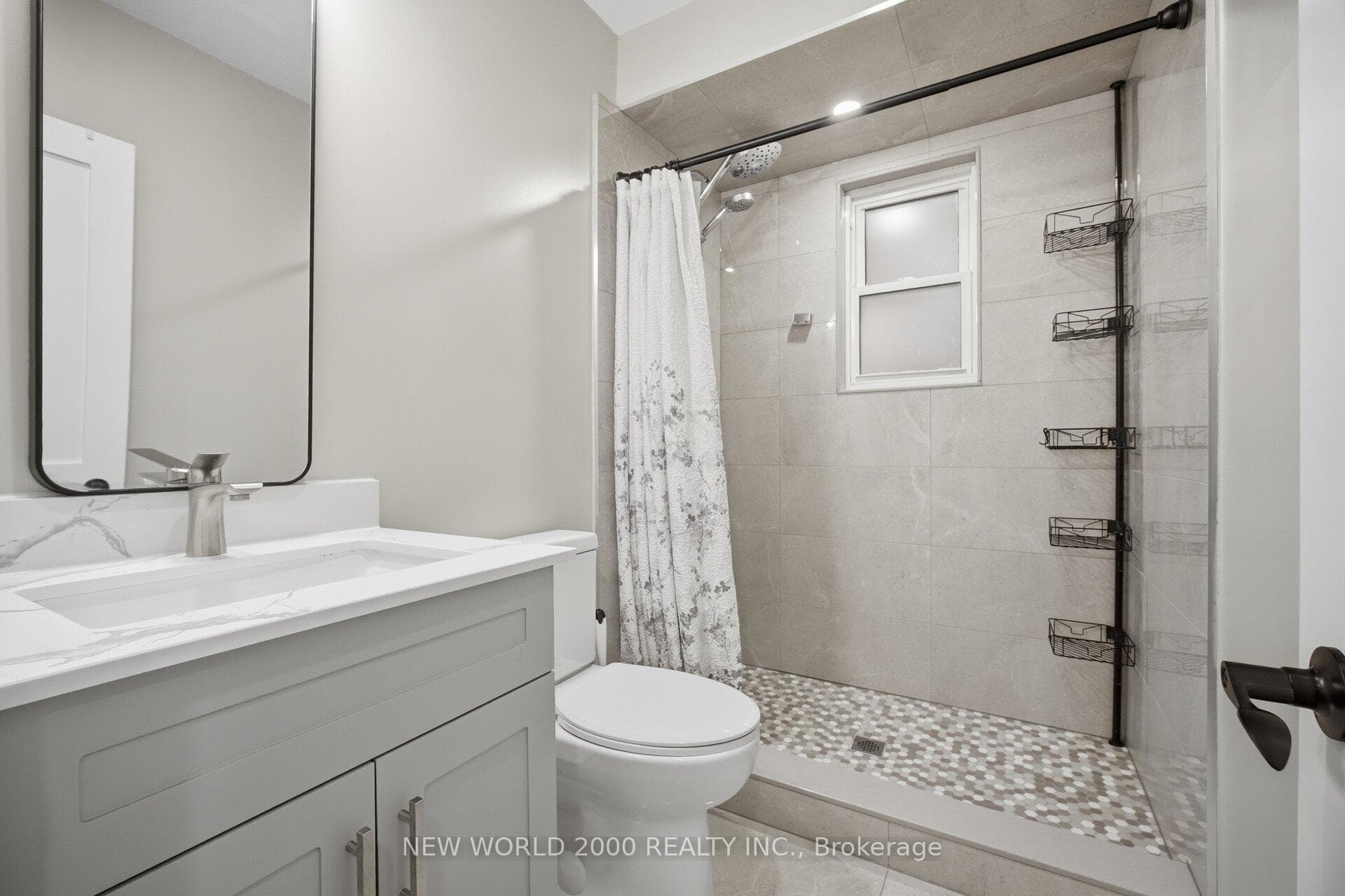 20 Rockwell Avenue photo 8