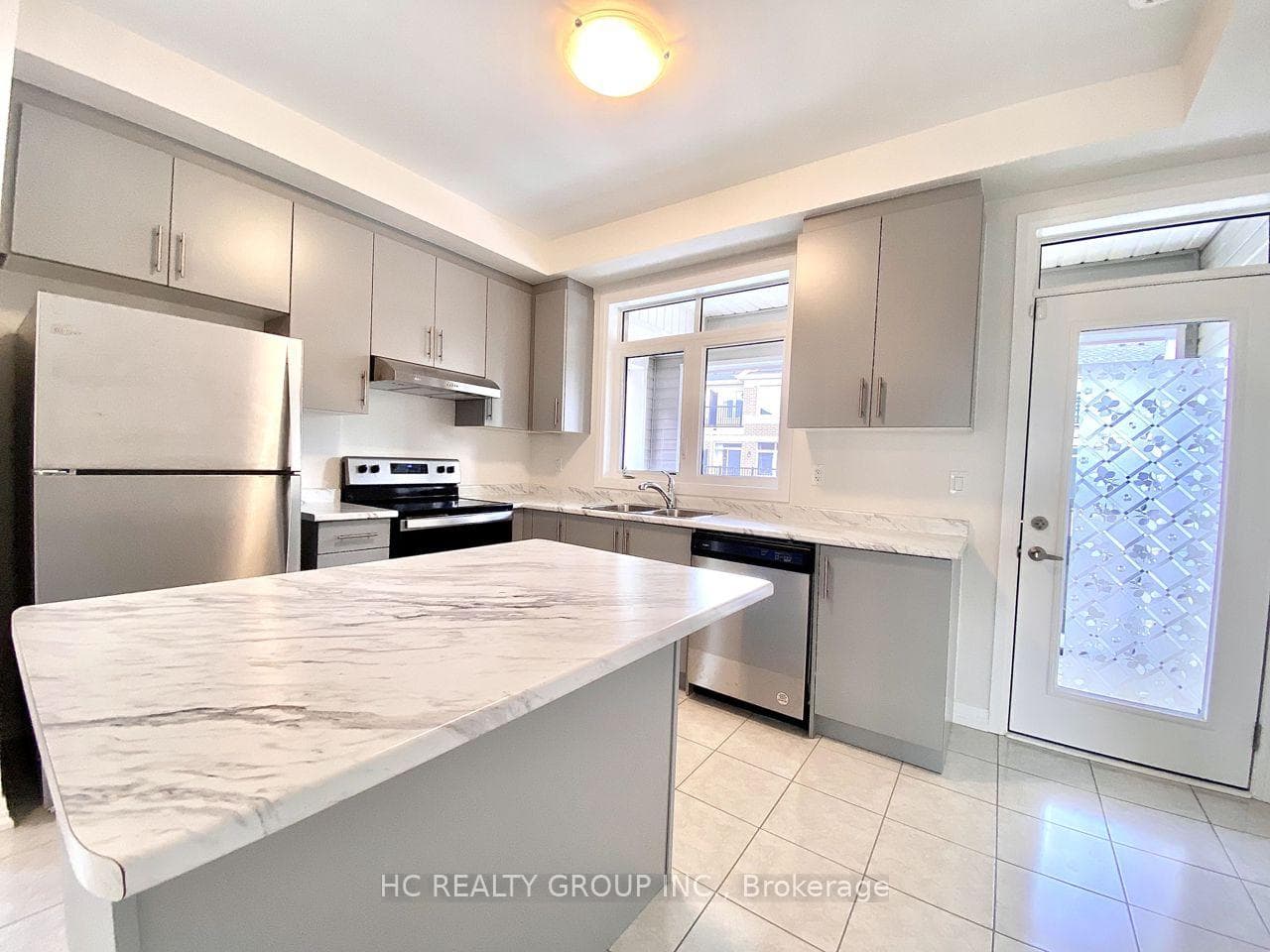 30 Stoeber Lane photo 10