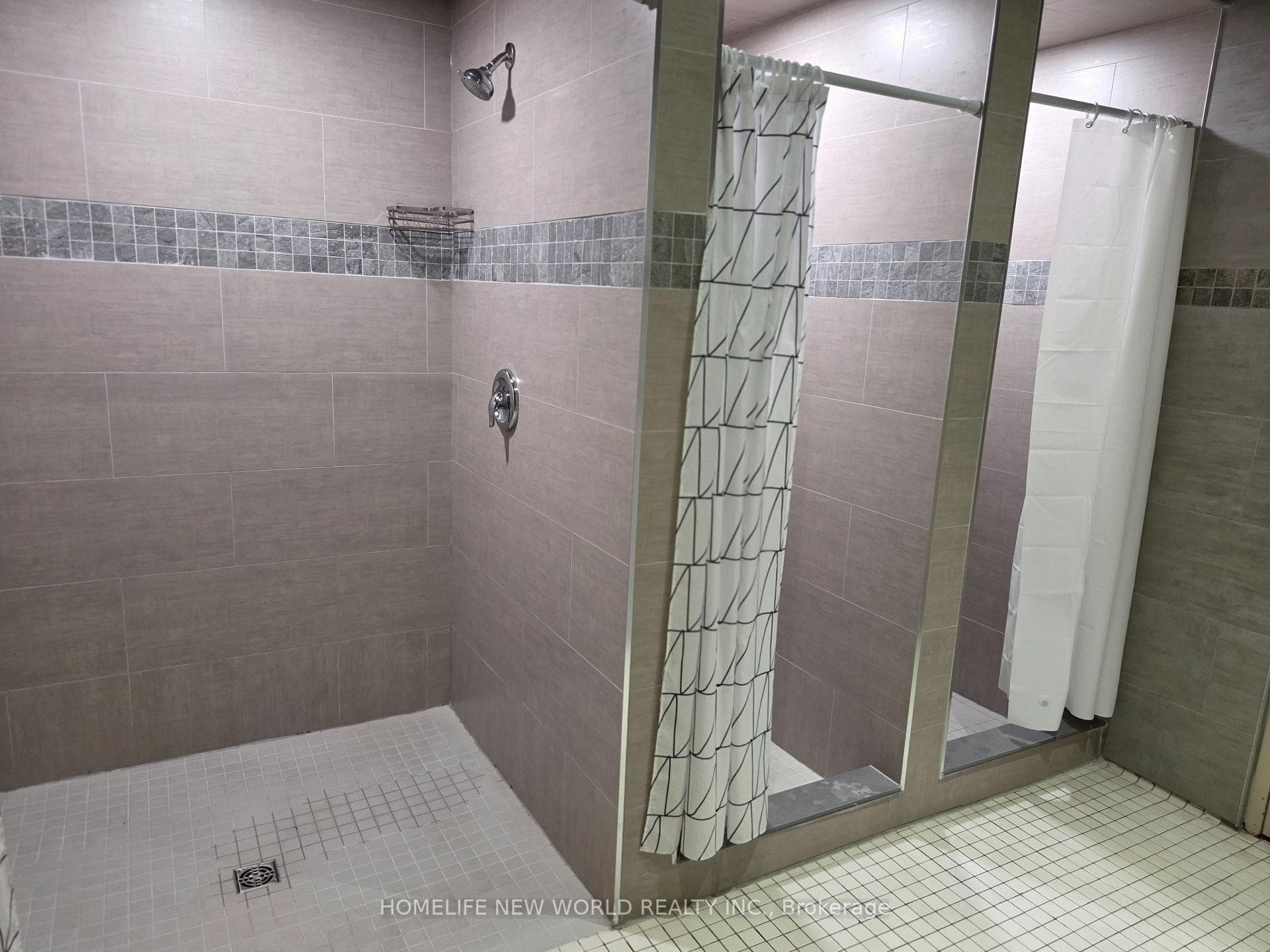 10 Northtown Way Unit 2404 photo 28