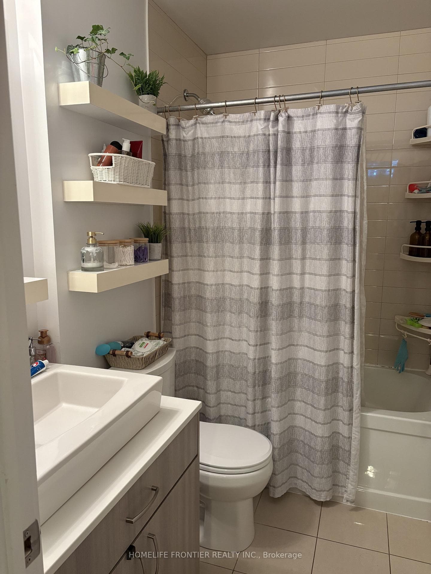 9201 YONGE Street Unit NW905 photo 11