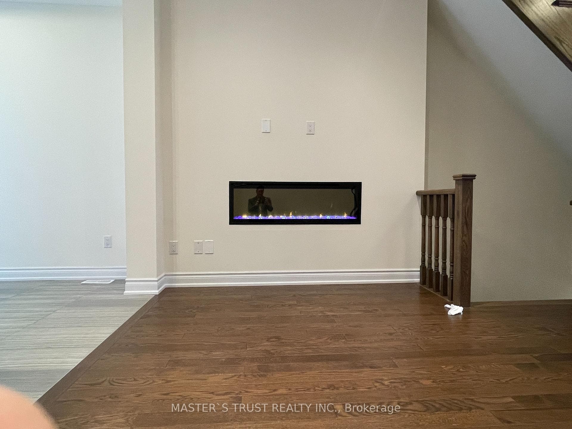 67 New Yorkton Avenue photo 9