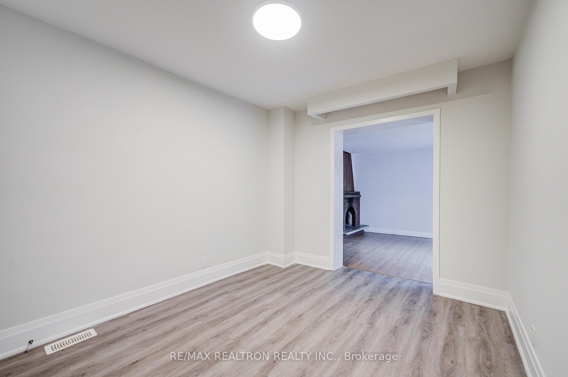 95 Roseview Avenue photo 12