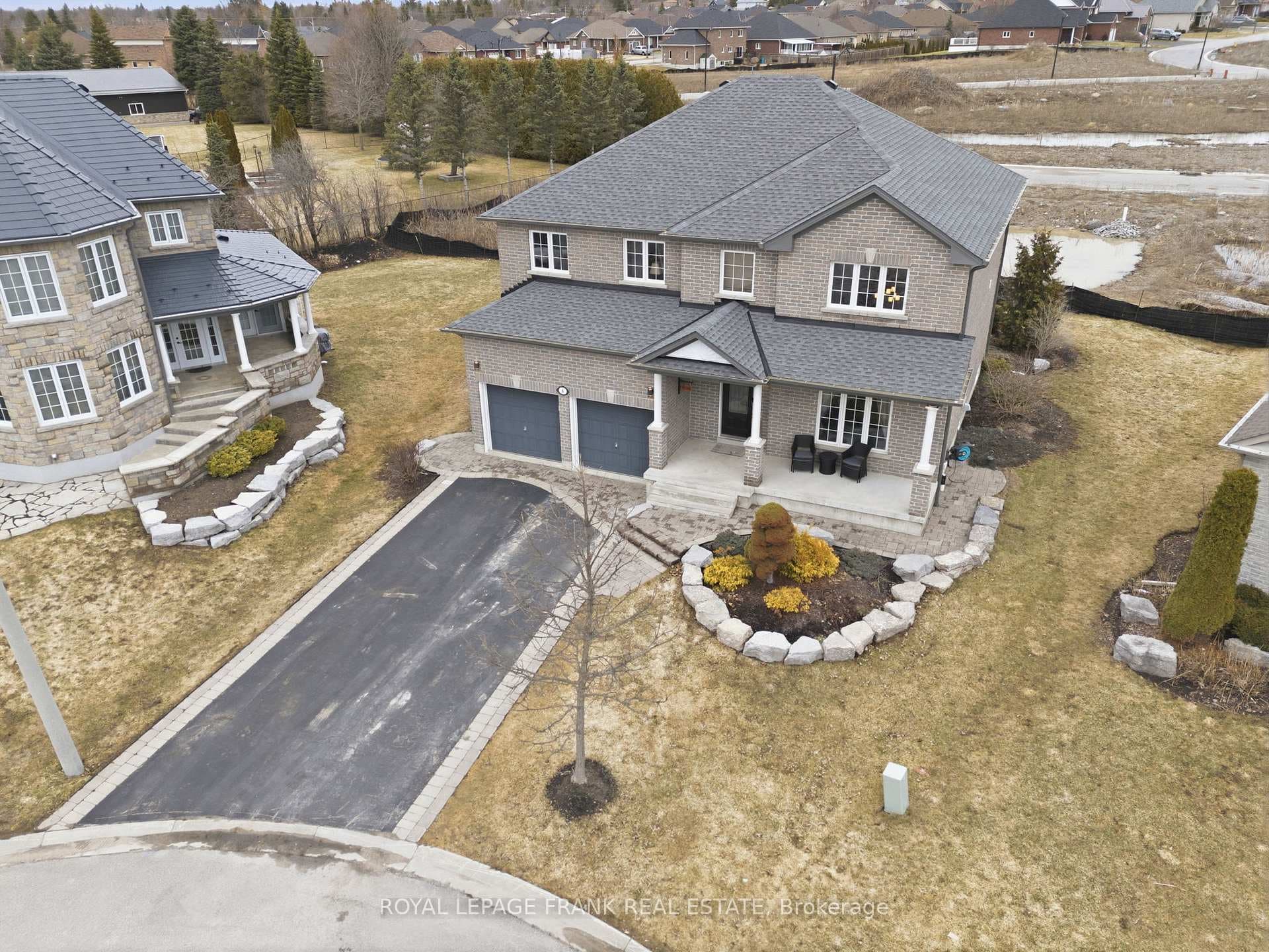 8 Kyle Court photo 41