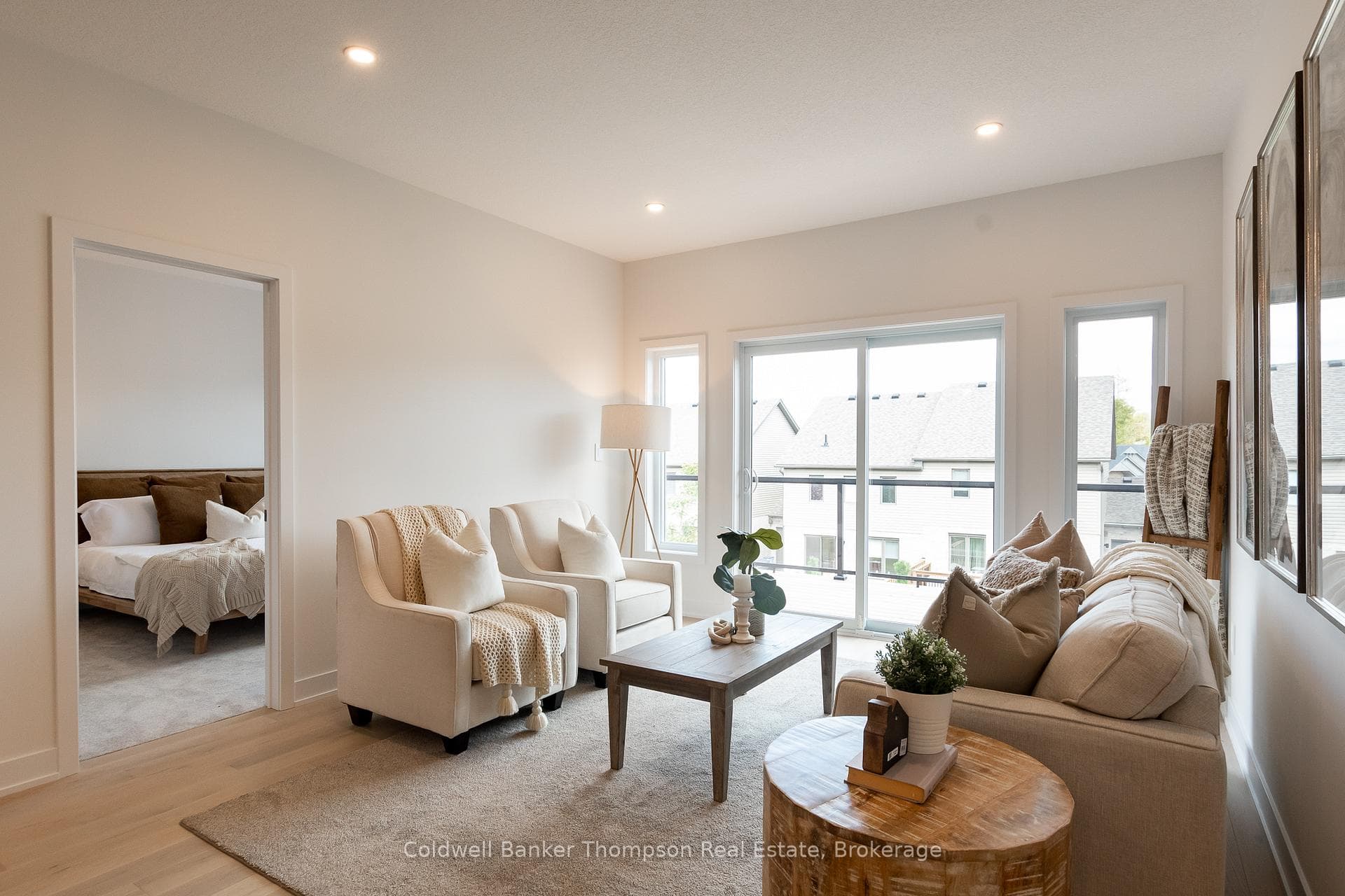28 CHARLES MORLEY Boulevard photo 6