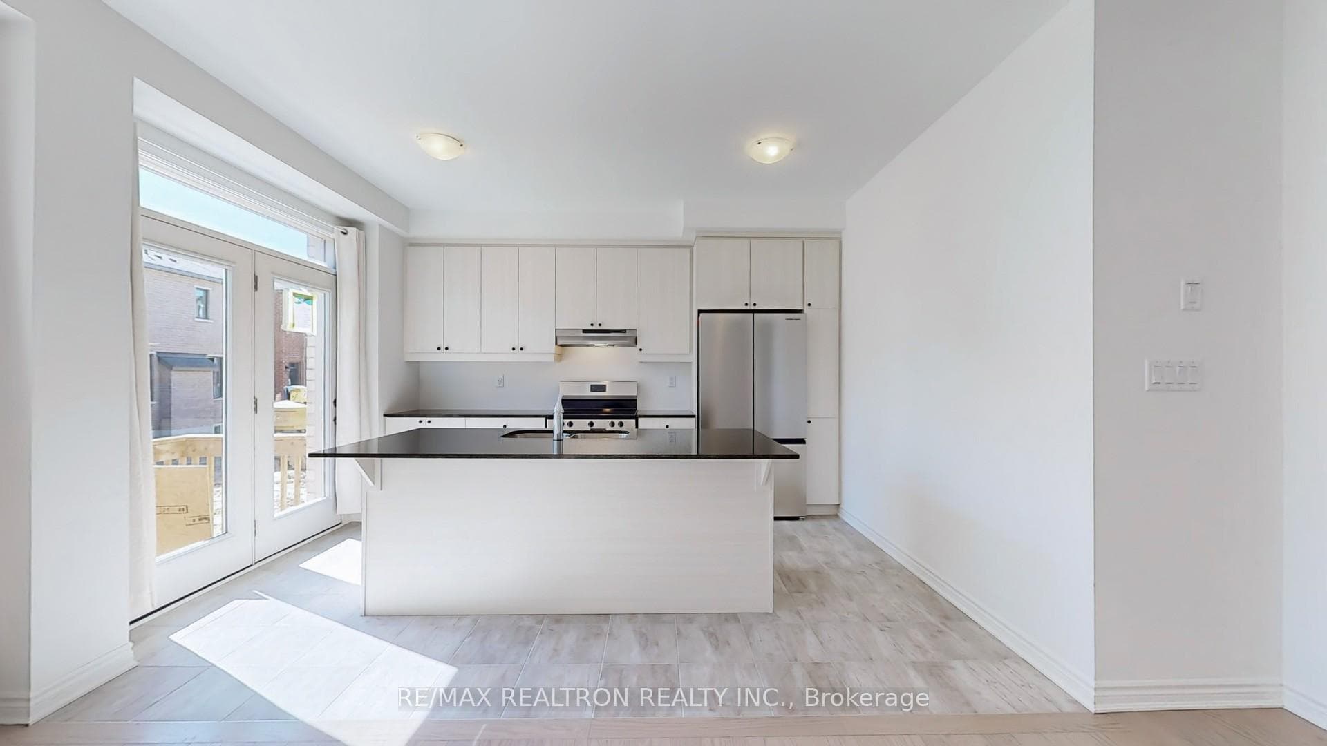 3003 Heartwood Lane photo 8