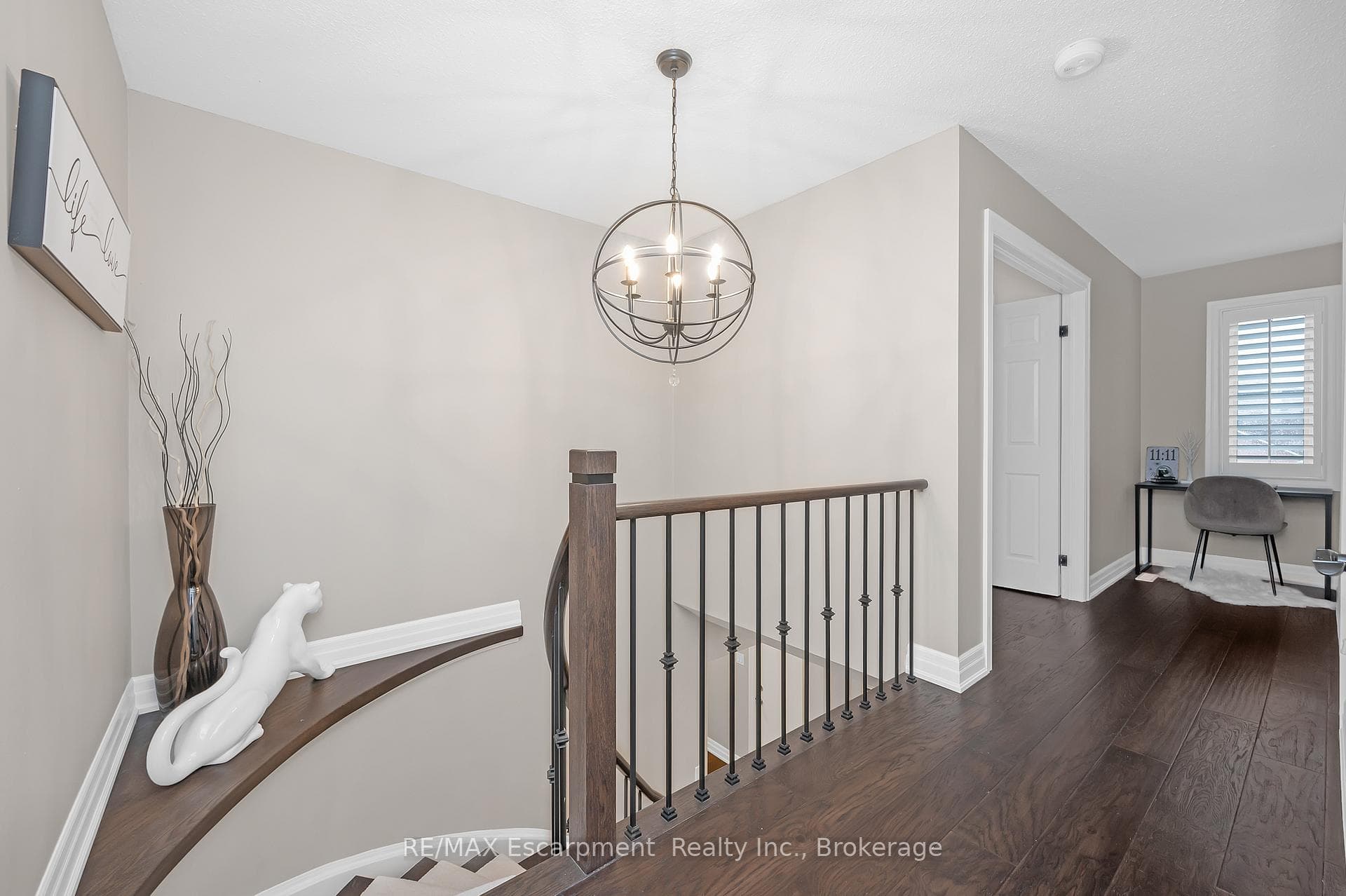 357 Nahani Way photo 27