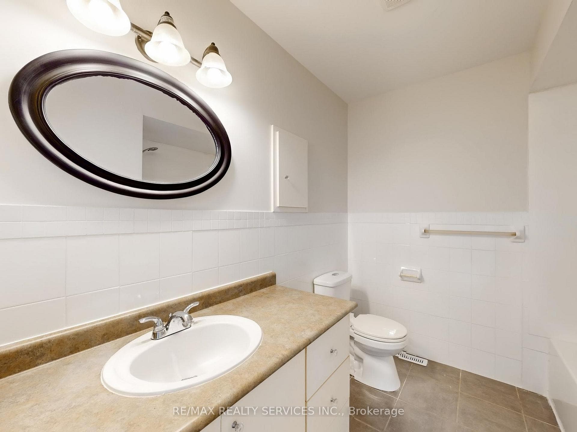 9 Glenridge Road photo 28